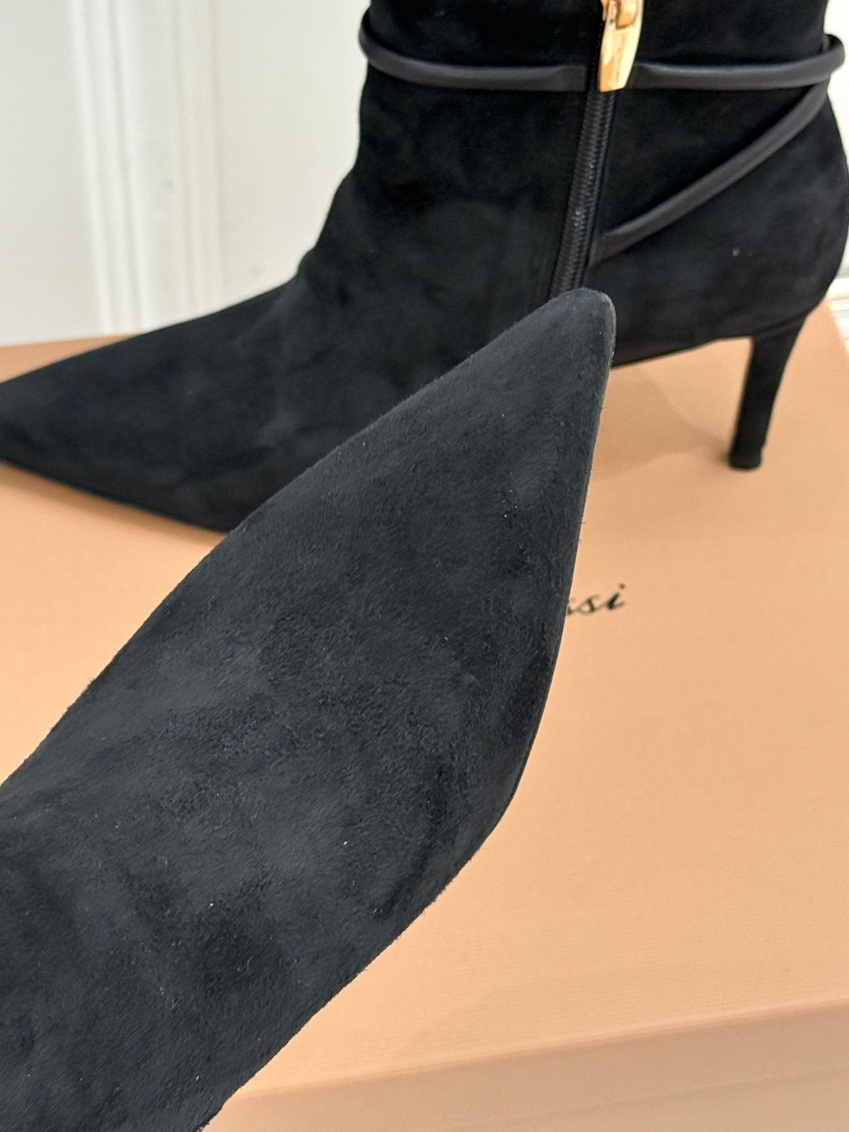 GR 26s Jungle Mamba Booties 8cm Black Suede 175079