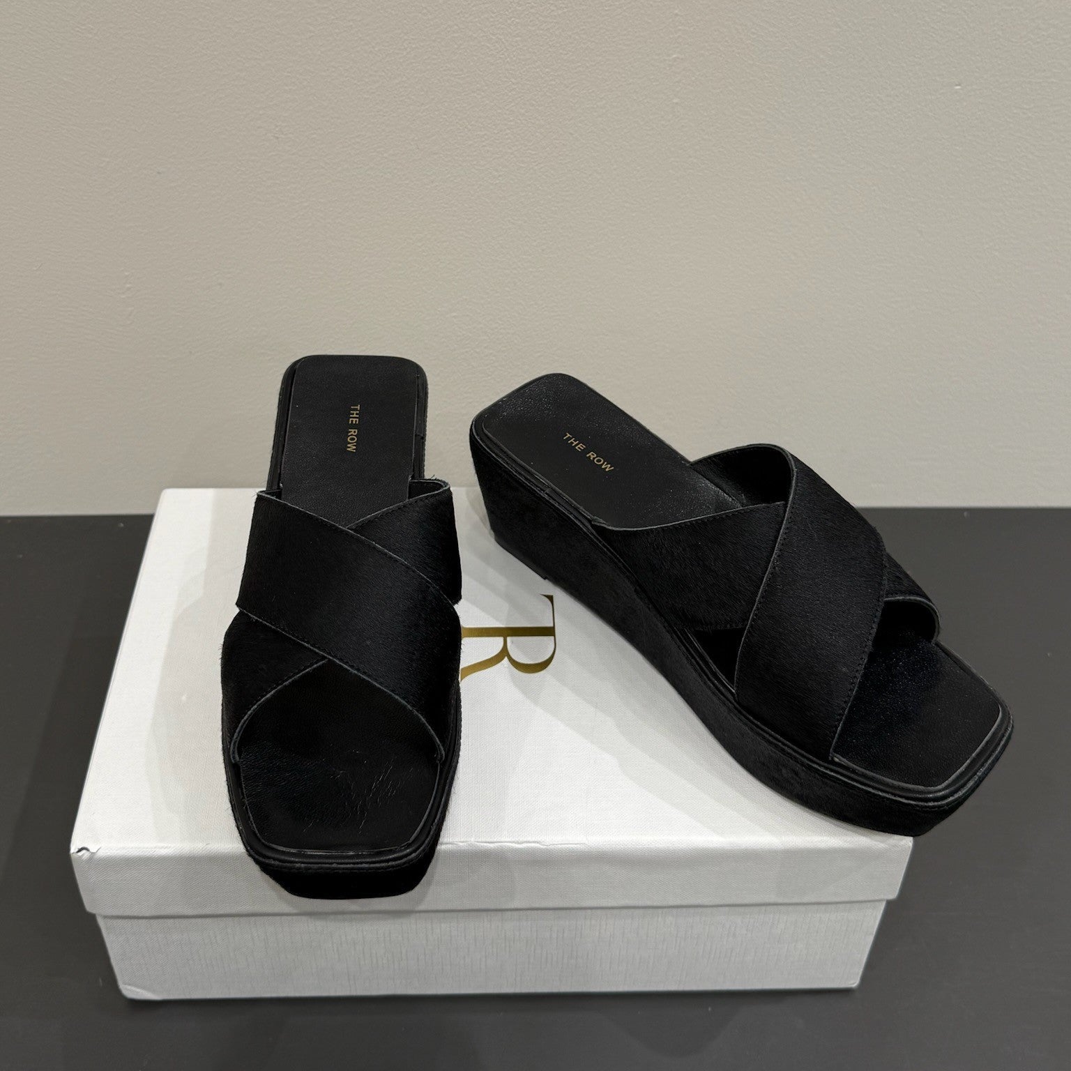 The Row Thick-soled Cross-strap Sandals 6cm Black Horsehair 337448