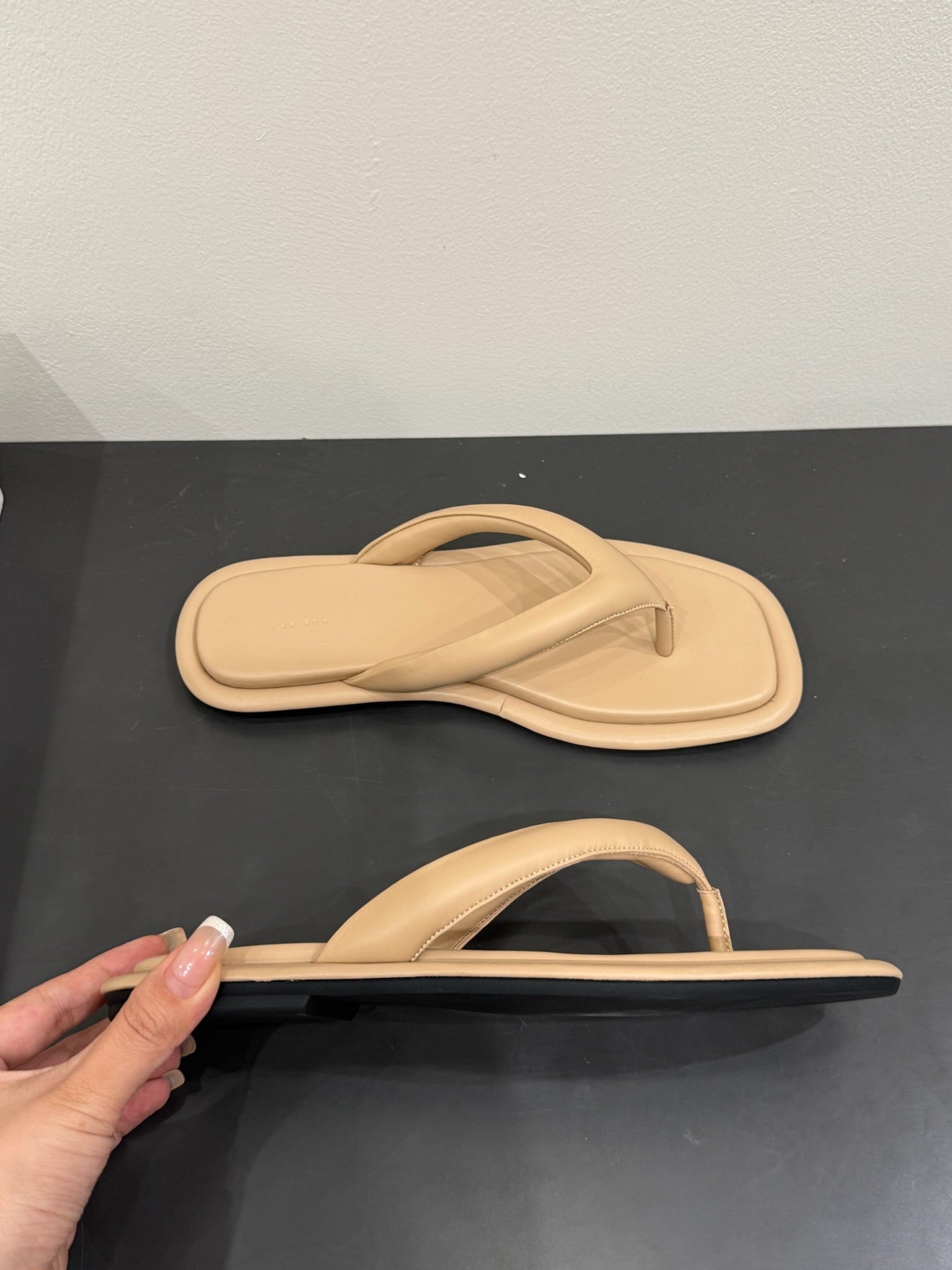 The Row Thong Sandal Beige Sheepskin 337478