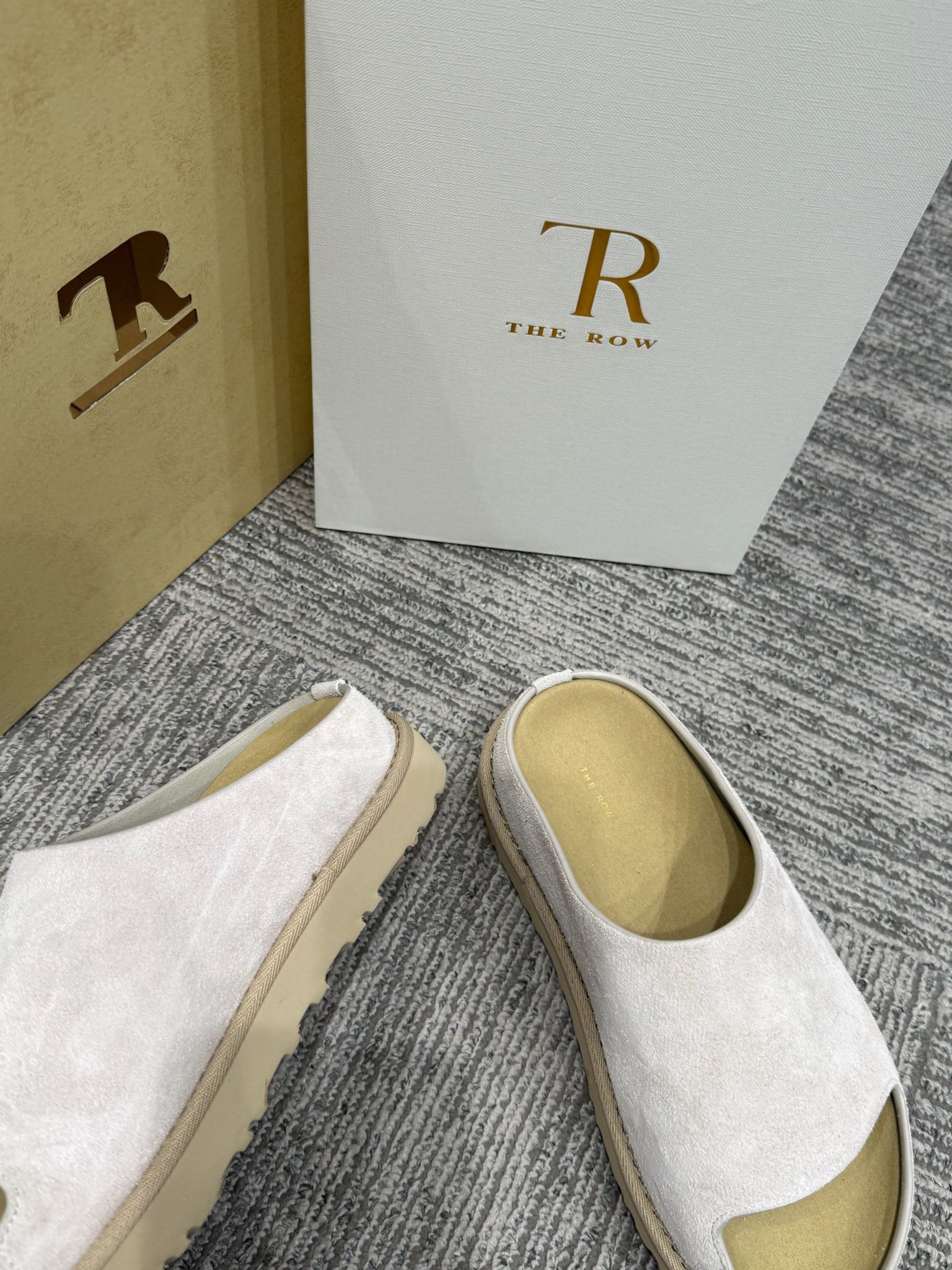 The Row Slide Sandals White Cow Suede 337471