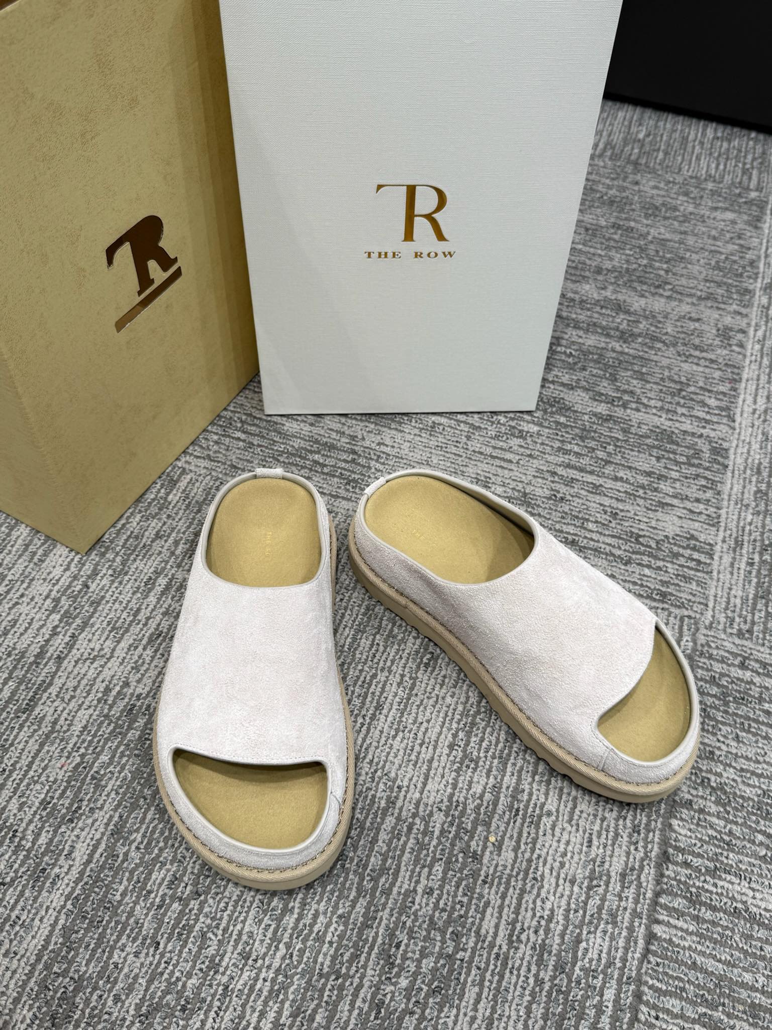 The Row Slide Sandals White Cow Suede 337471