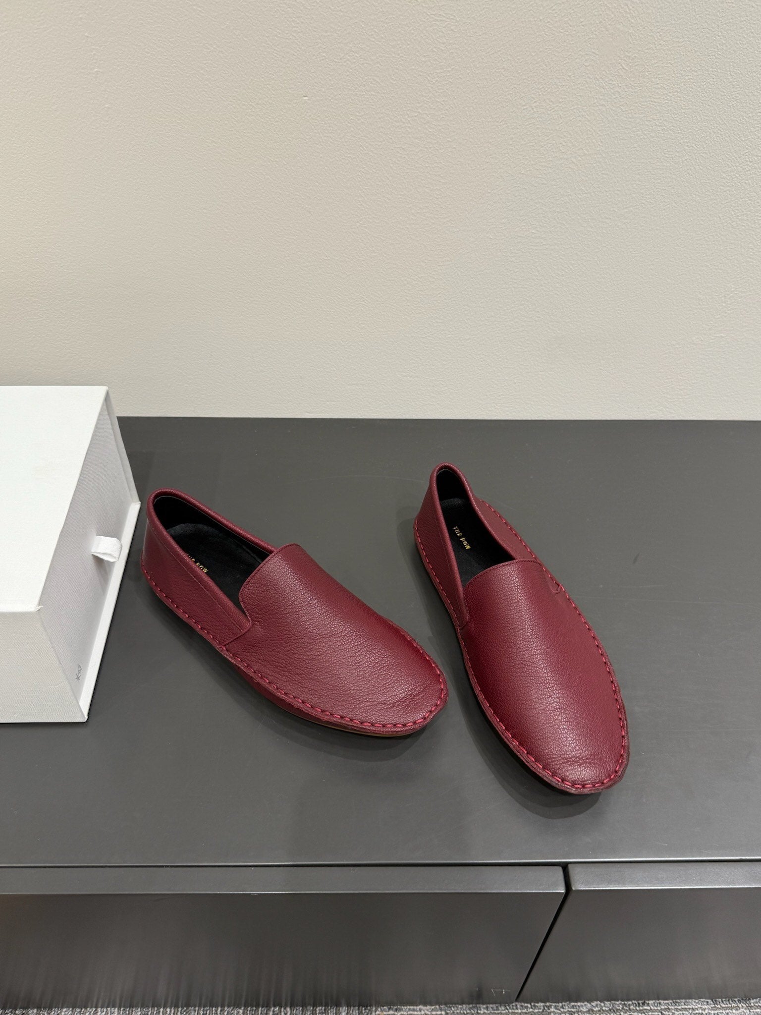 The Row Vasko Slippers Dar Red Calfskin 337480