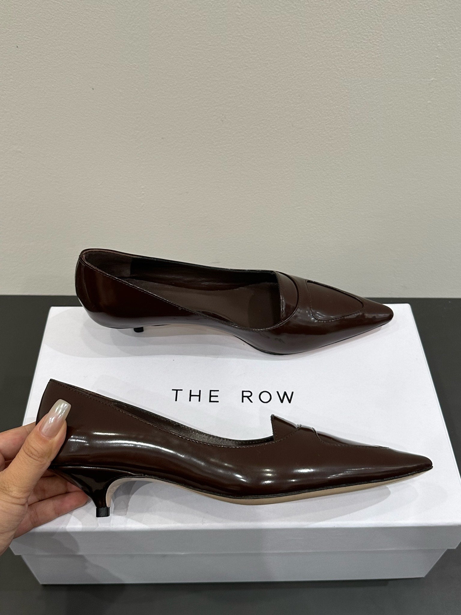 The Row Viv Kitten Pumps 35mm Dark Brown Leather 337489