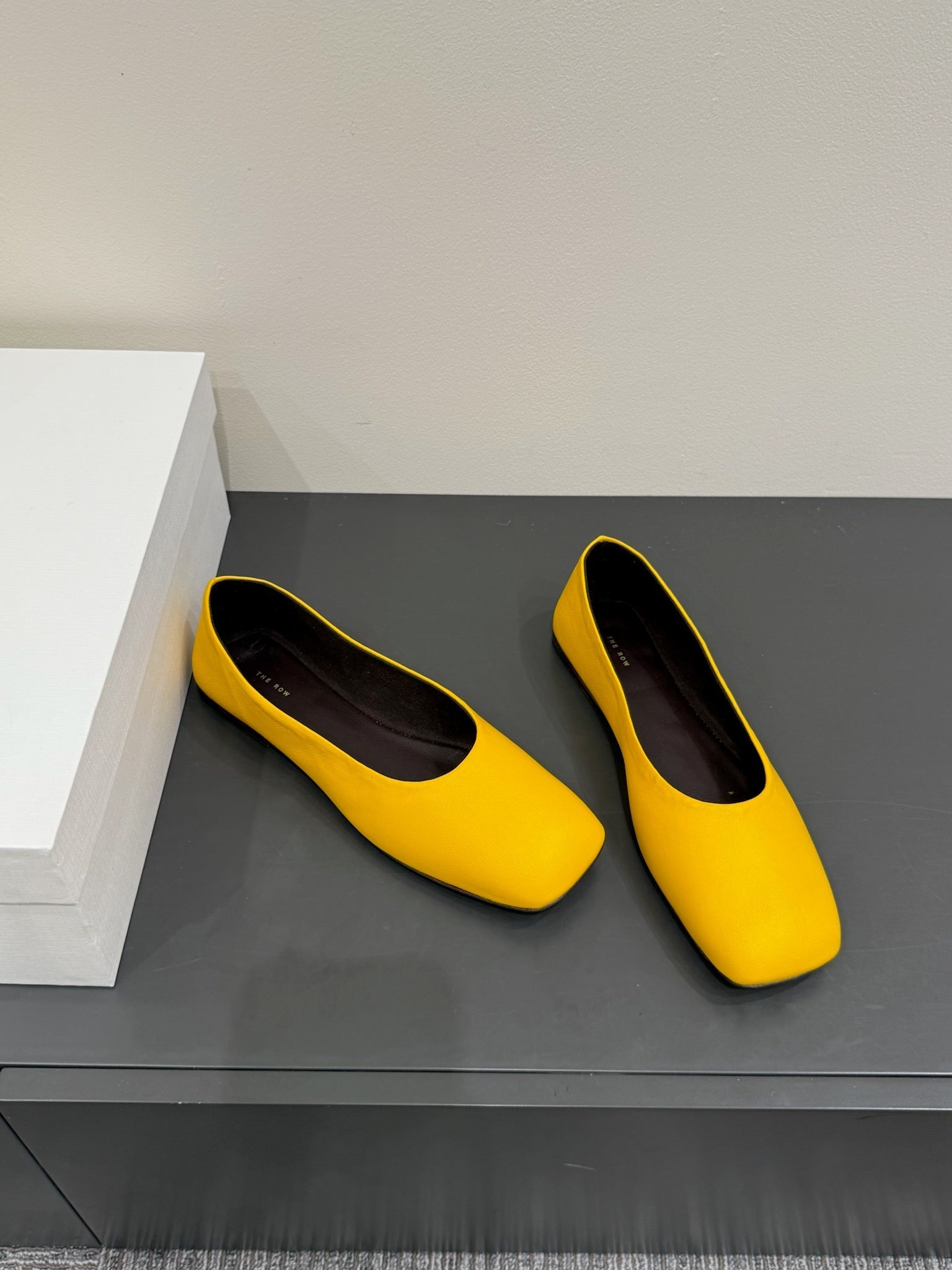 The Row Ballet Flats Yellow Cowhide 337494