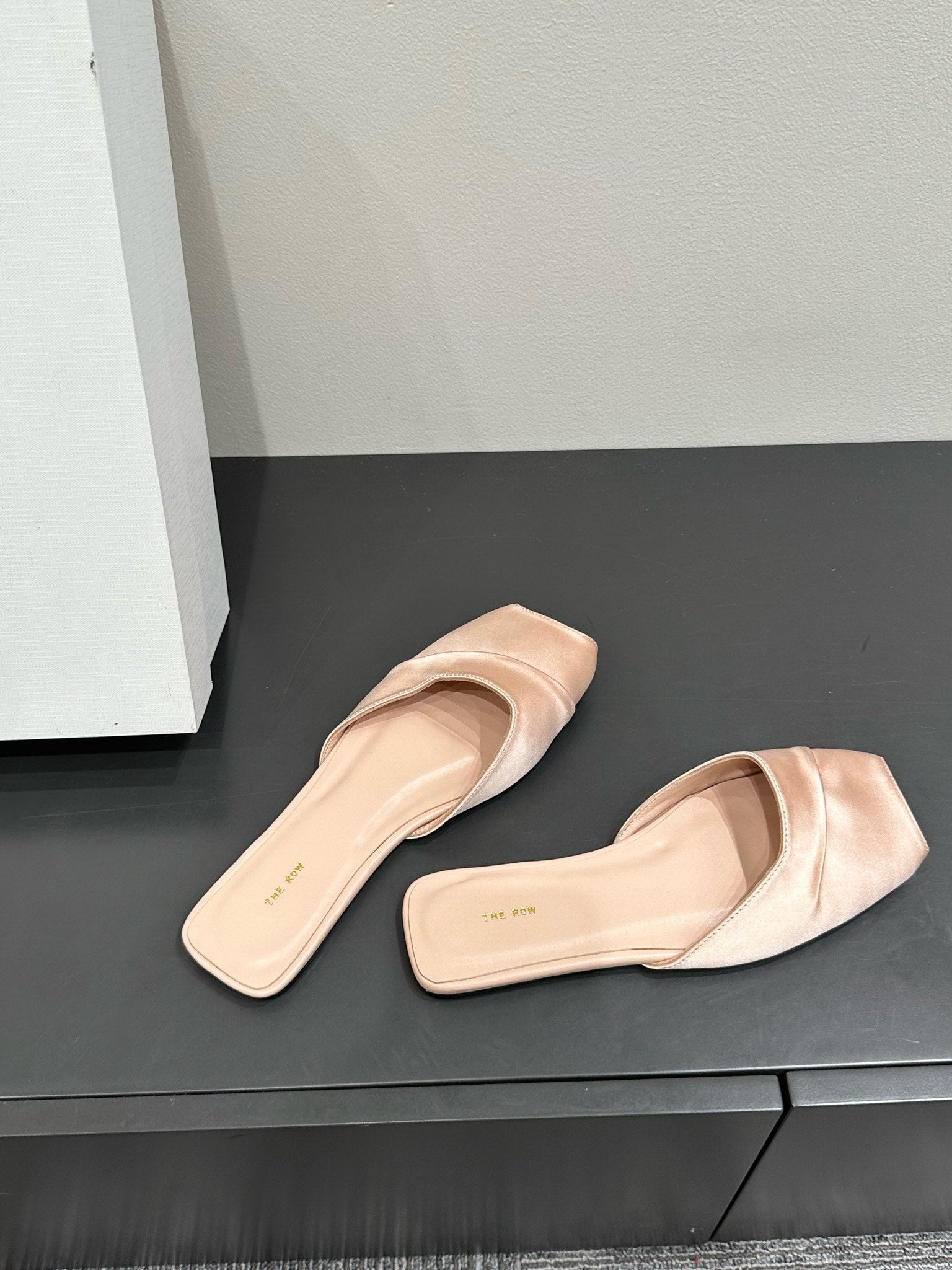The Row Mule Sandal Beige Satin And Sheepskin Lining 337507