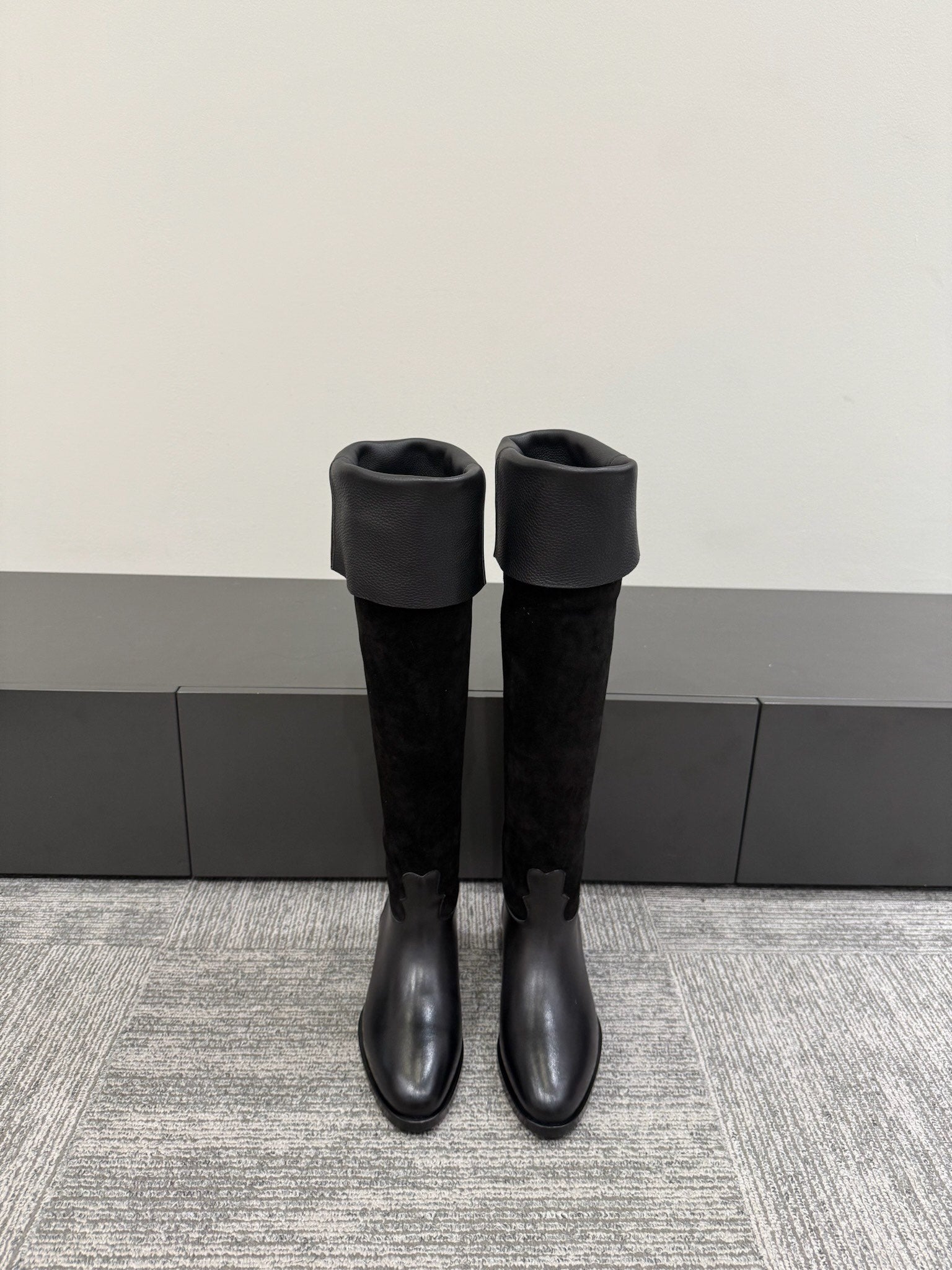 CC Métiers d’art Thigh Boots Black Suede Calfskin 417837