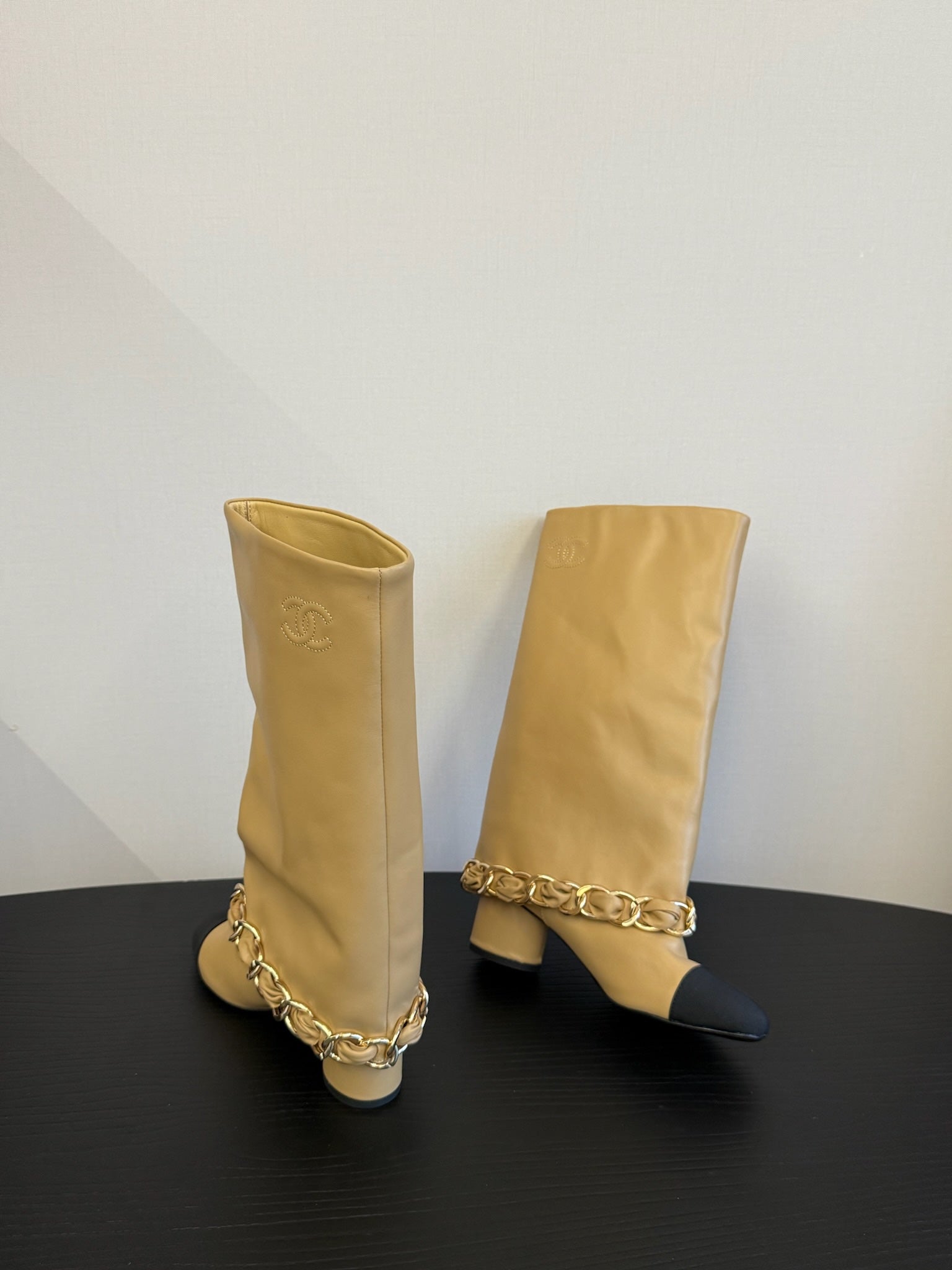 CC 25S High Boots With Chain Beige Black Cowhide & Sheepskin 417847
