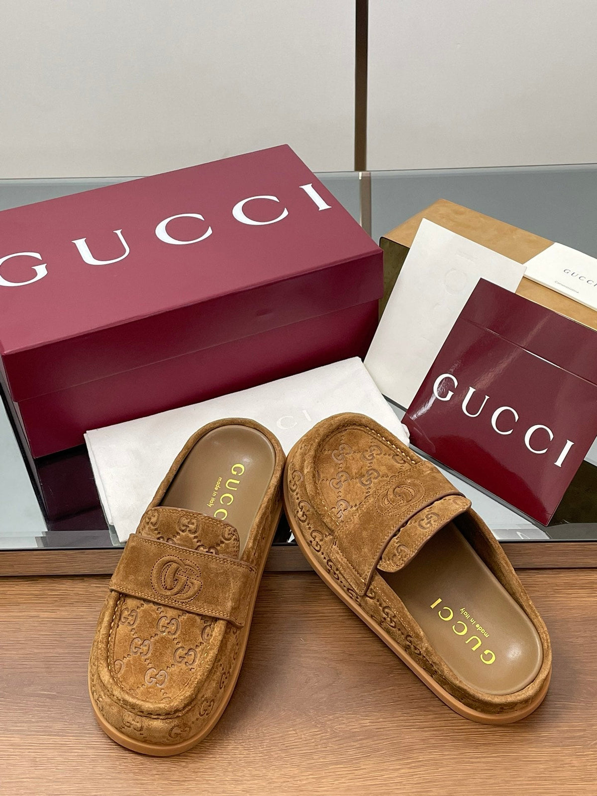 Gucci 26s Celia Mules Camel GG Suede 156842