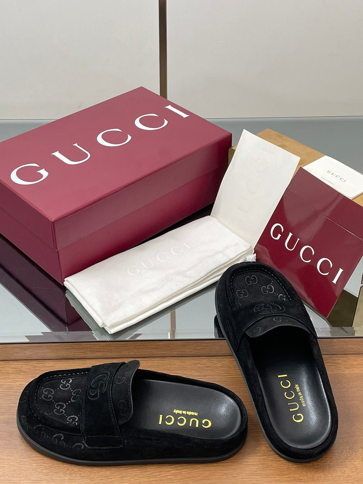 Gucci 26s Celia Mules Black GG Suede 156837