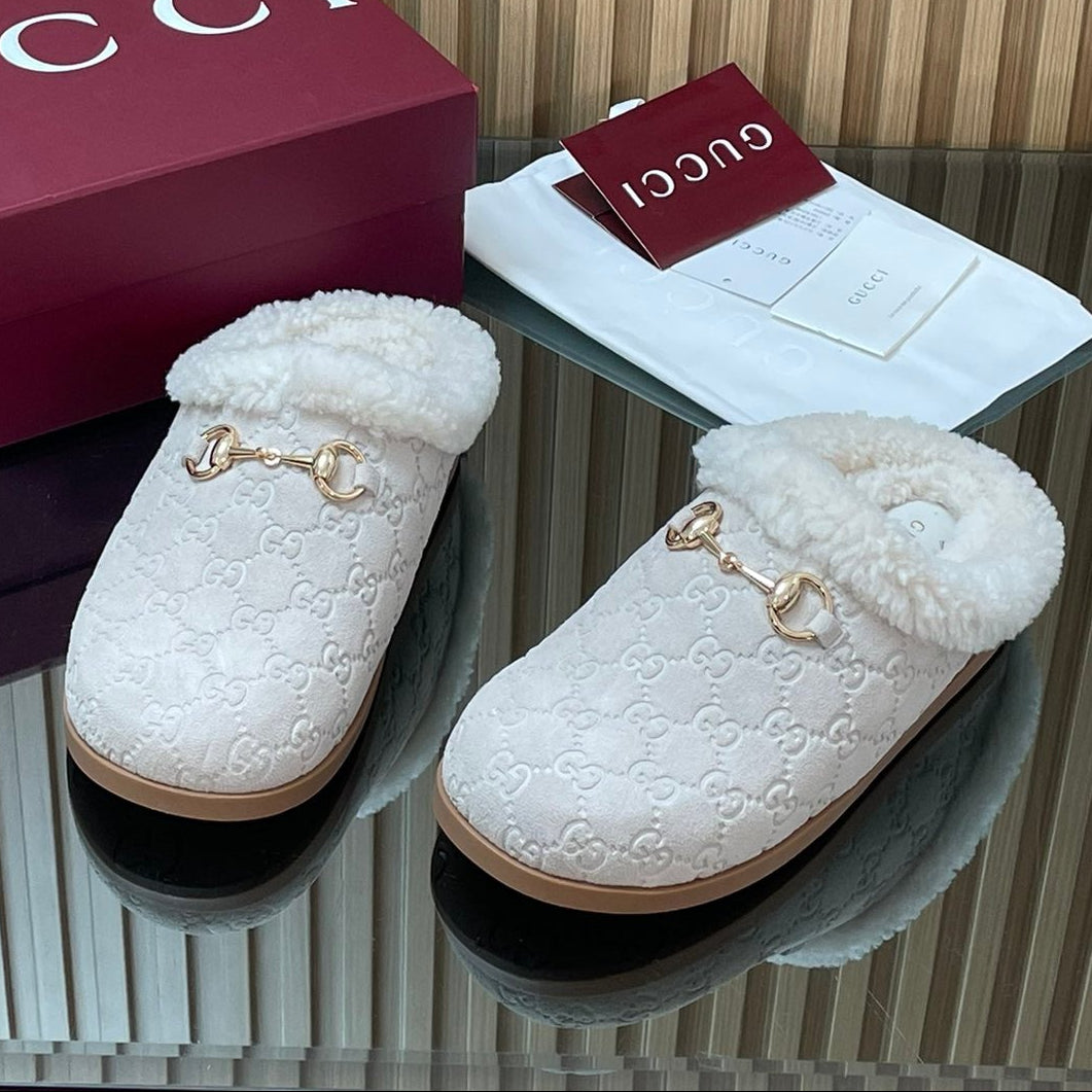 Gucci 2025 Horsebit Embossed Mule Cream Suede And Wool 563038