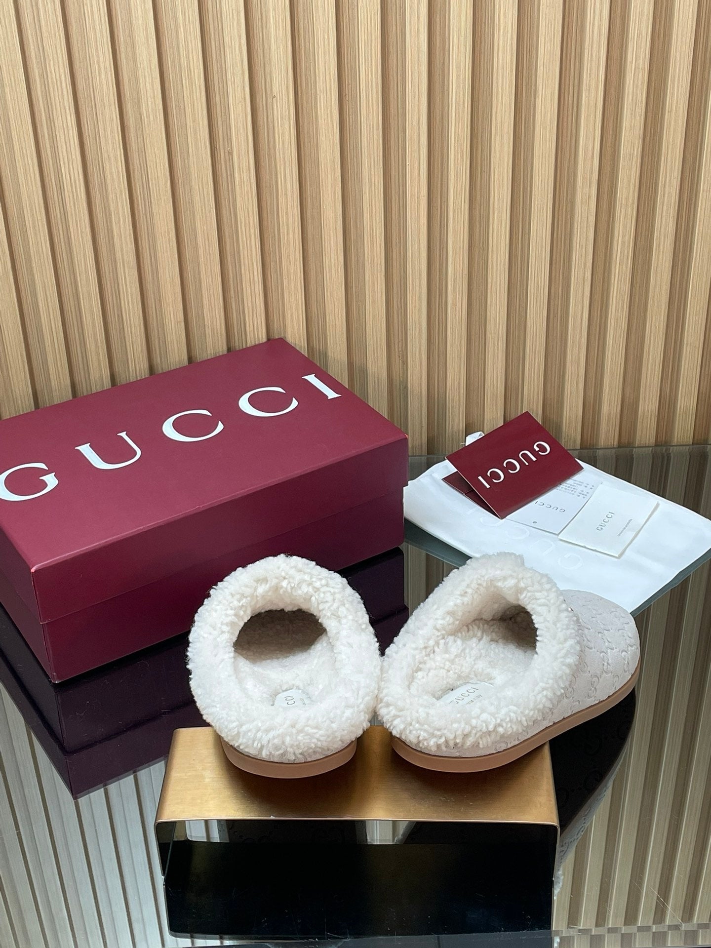 Gucci 2025 Horsebit Embossed Mule Cream Suede And Wool 563038