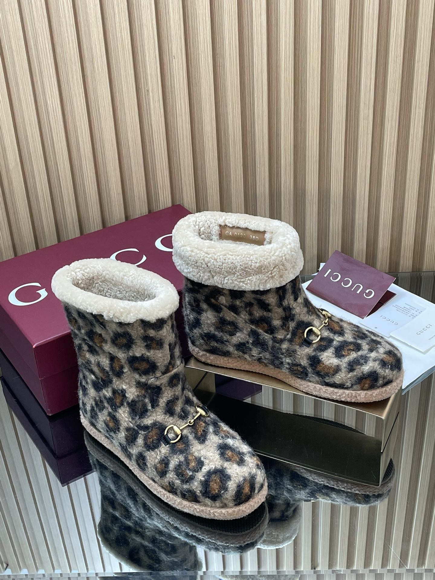 Gucci 2025 Boot Leopard Wool 562867