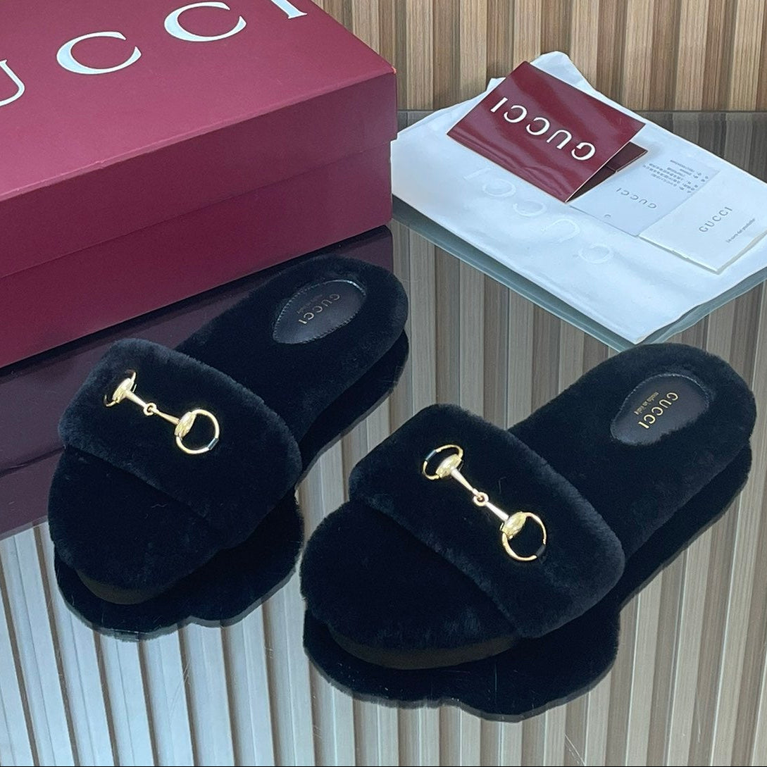 Gucci 2025 Horsebit Slipper Black Wool 562869