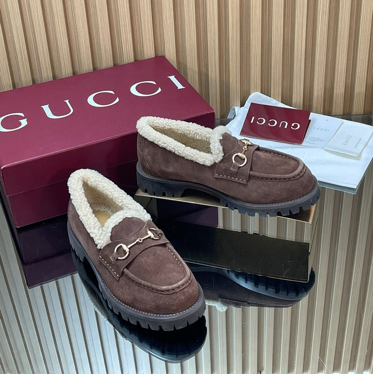 Gucci 26s Loafers Dark Brown Suede Shearling 156829