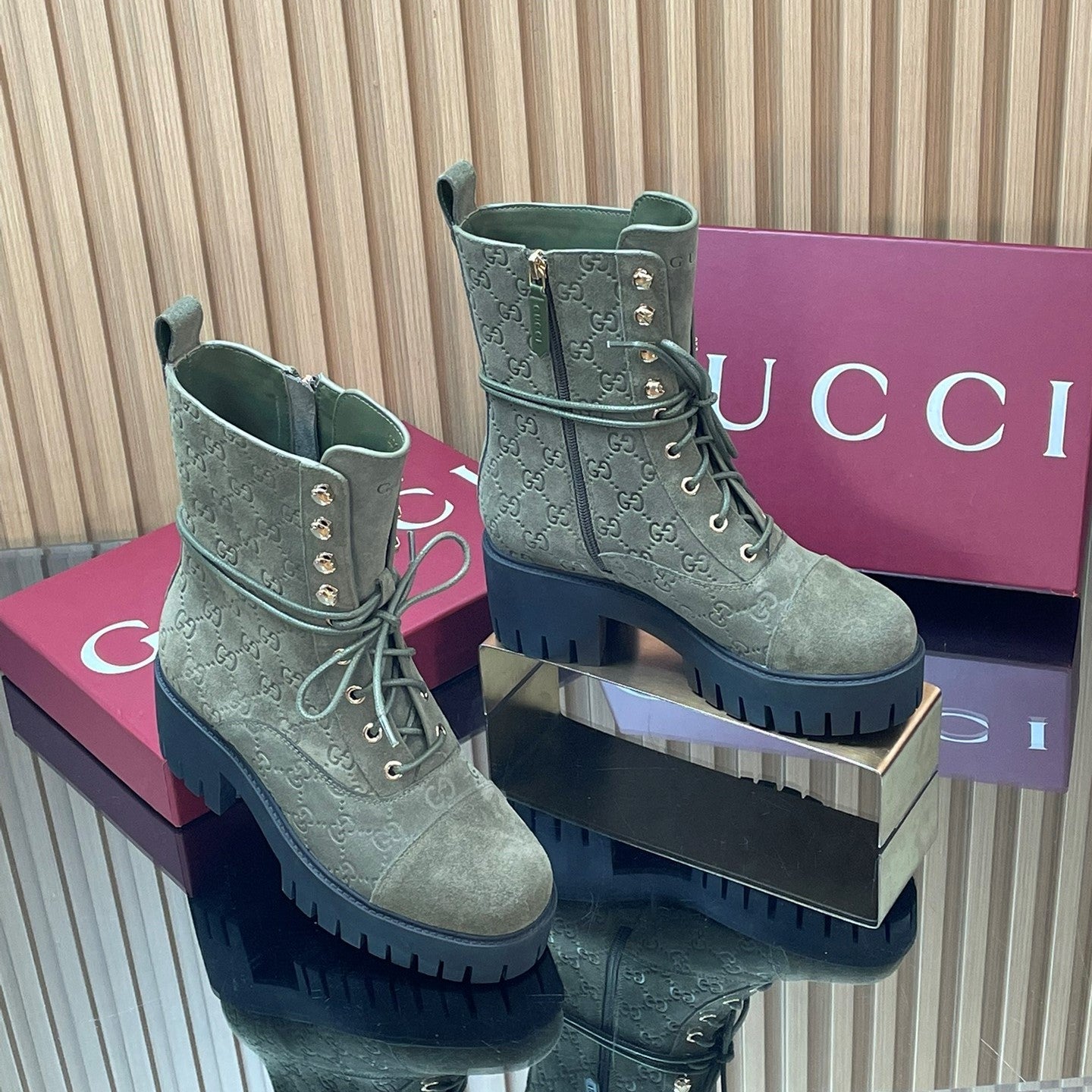 GG 26s Combat Boots Olive GG-Embossed Suede 997189