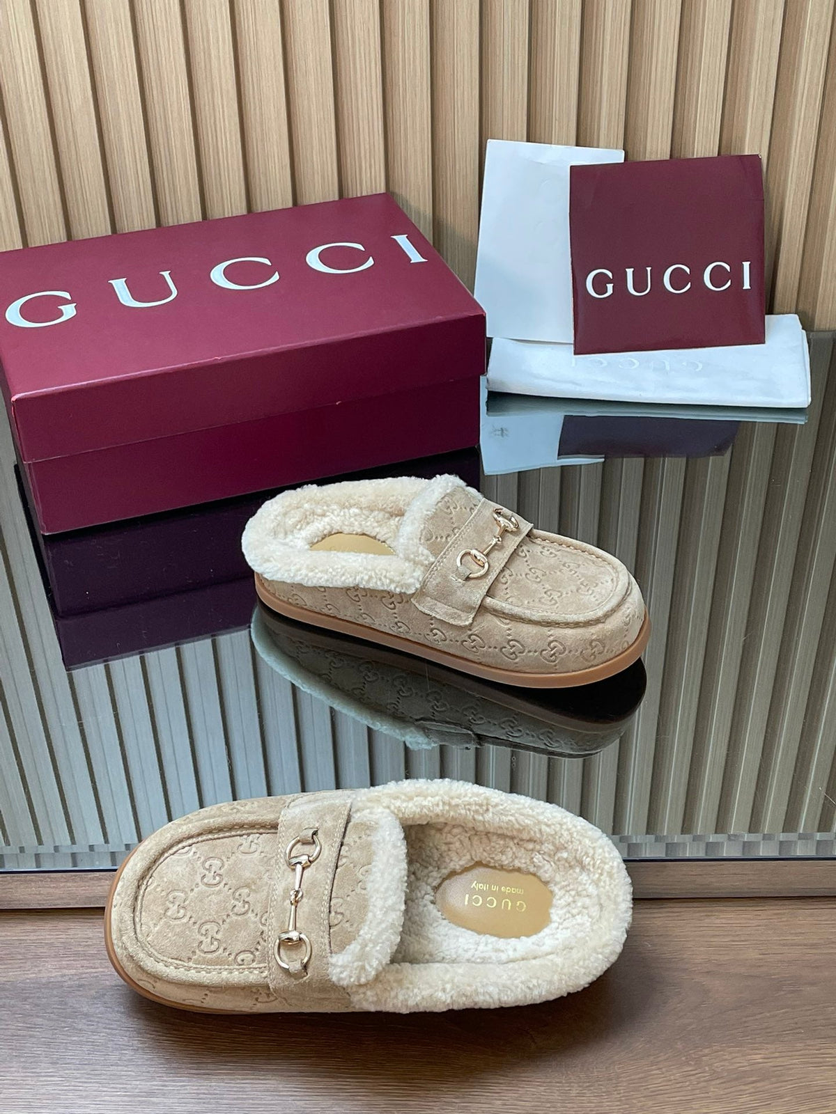 Gucci 26s Celia Mules Beige GG Suede Shearling 156835