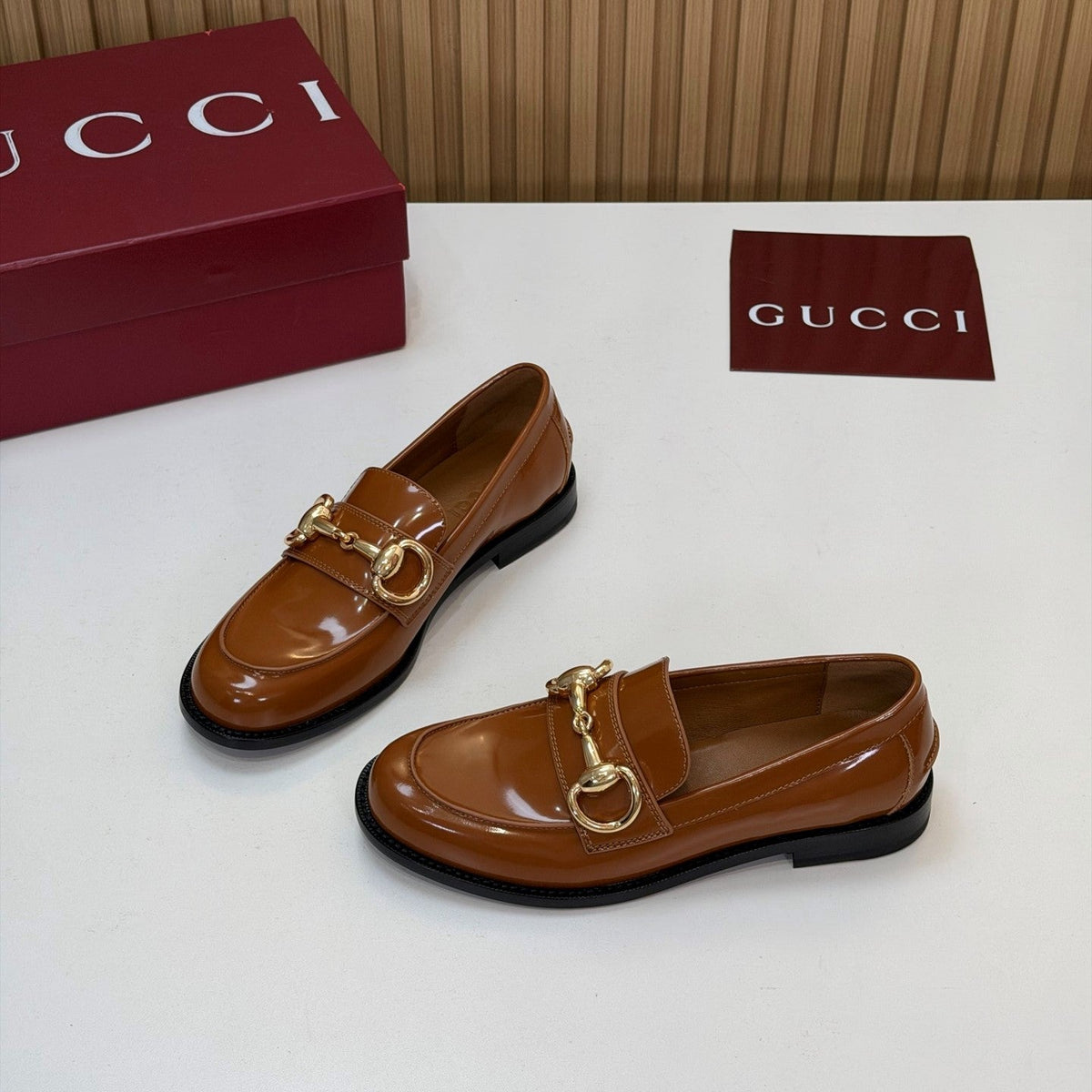 Gucci 26s Loafers Camel Smooth Leather 156825