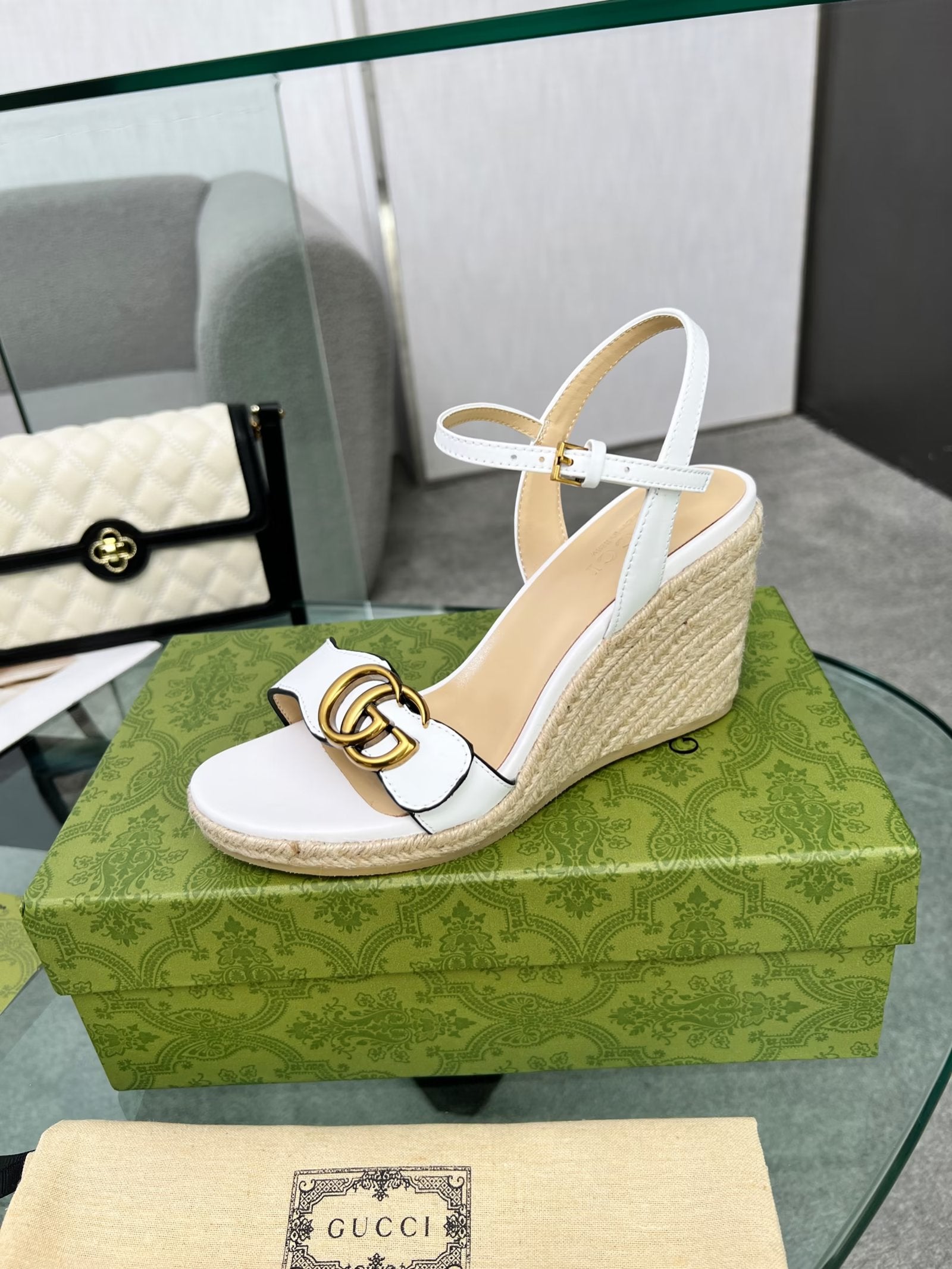 GG 26s Marmont Sandals 10cm Sandals Light Gold Metalic Leather 926708