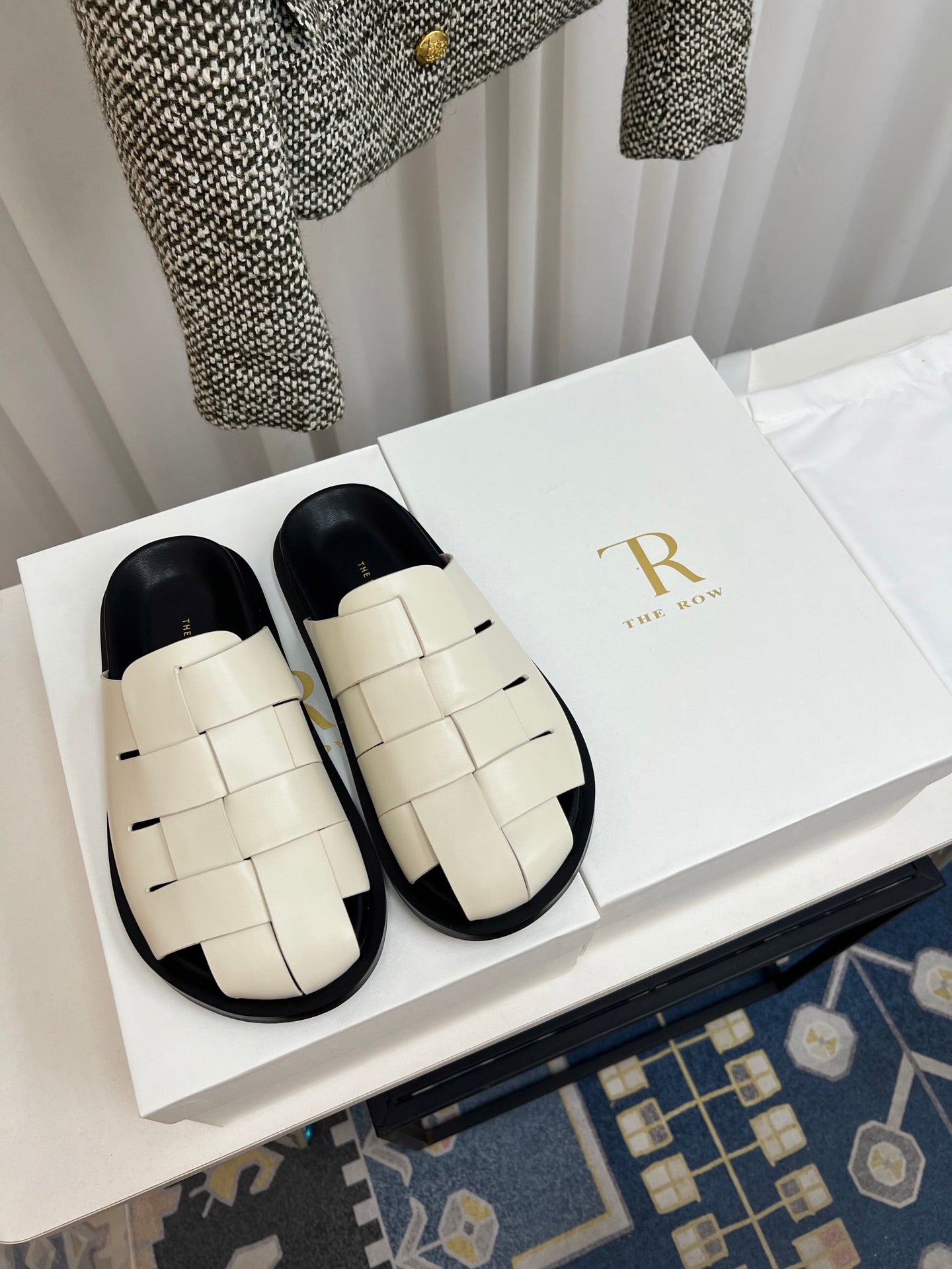 The Row Slide White Lambskin 707559