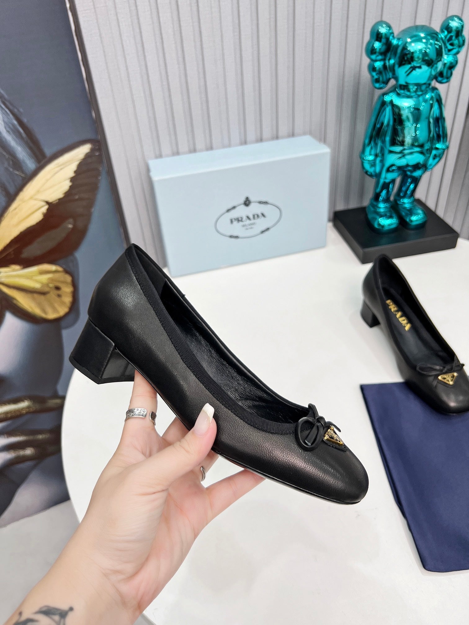Prada 26s Round Toe Pumps Block Heel 40mm In Black Calfskin With Bow