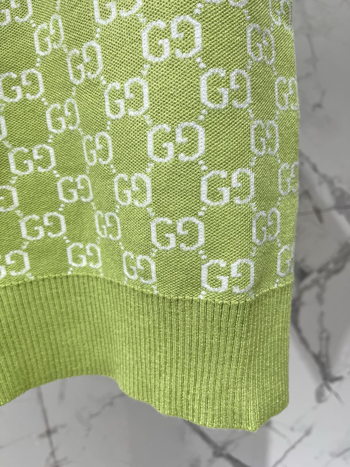 Gucci 26s Short-Sleeve Crewneck Knit T-Shirt 471