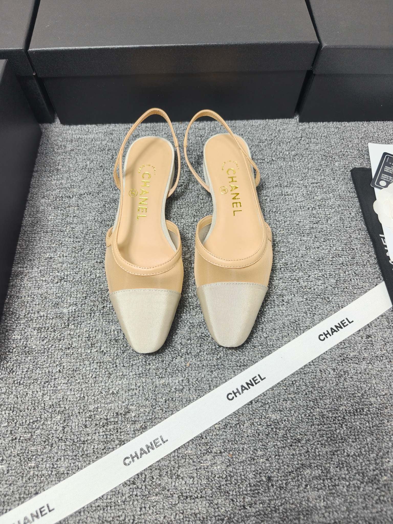 CC 26s Slingback Beige Mesh Fabric Sheepskin 682001
