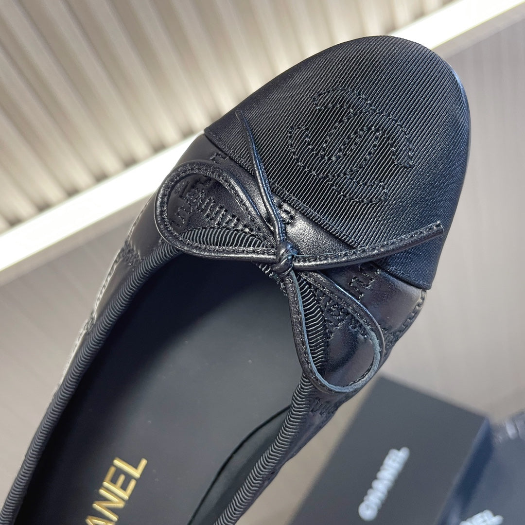 CC 26s Ballerinas Slingbacks CC Logo Black Canvas Leather 108836