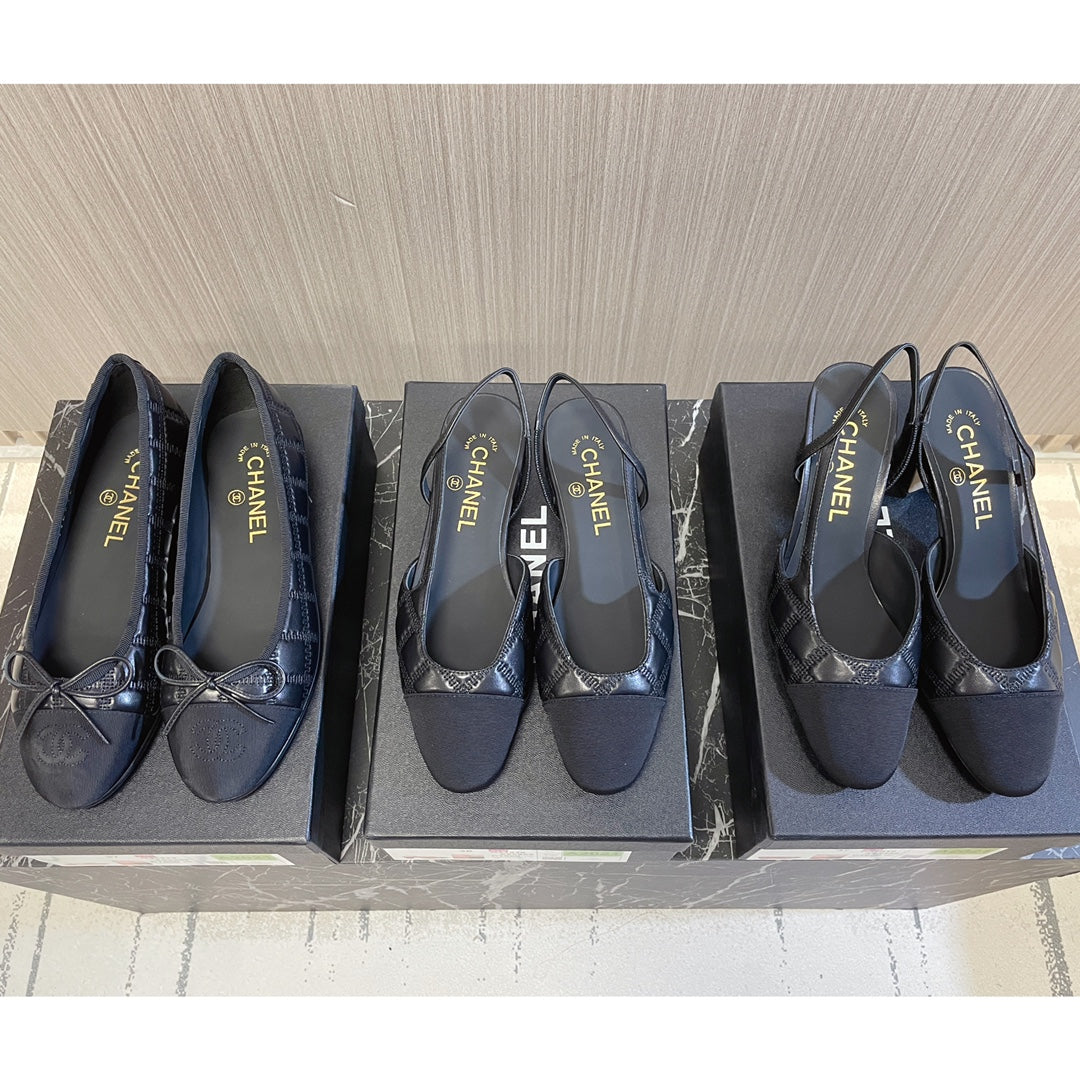 CC 26s Ballerinas Slingbacks CC Logo Black Canvas Leather 108836