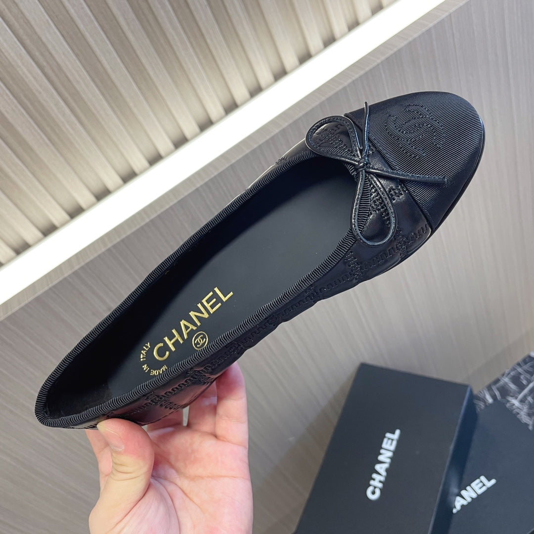 CC 26s Ballerinas Slingbacks CC Logo Black Canvas Leather 108836