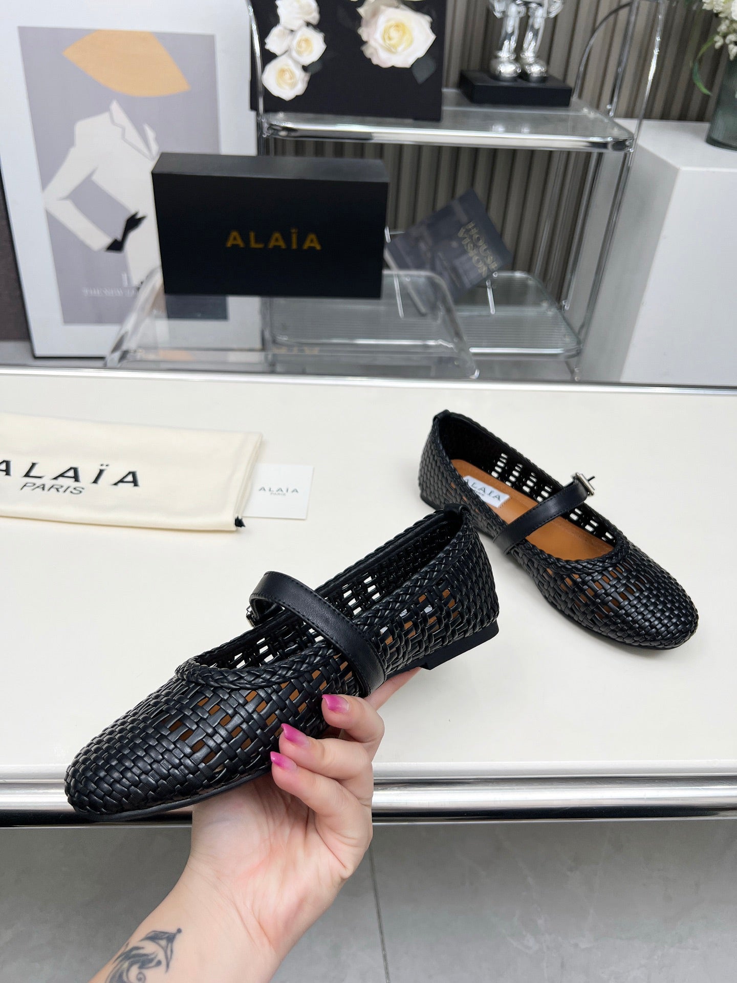 Alaia Mary Jane Flats Woven Pattern Black Calfskin 714954
