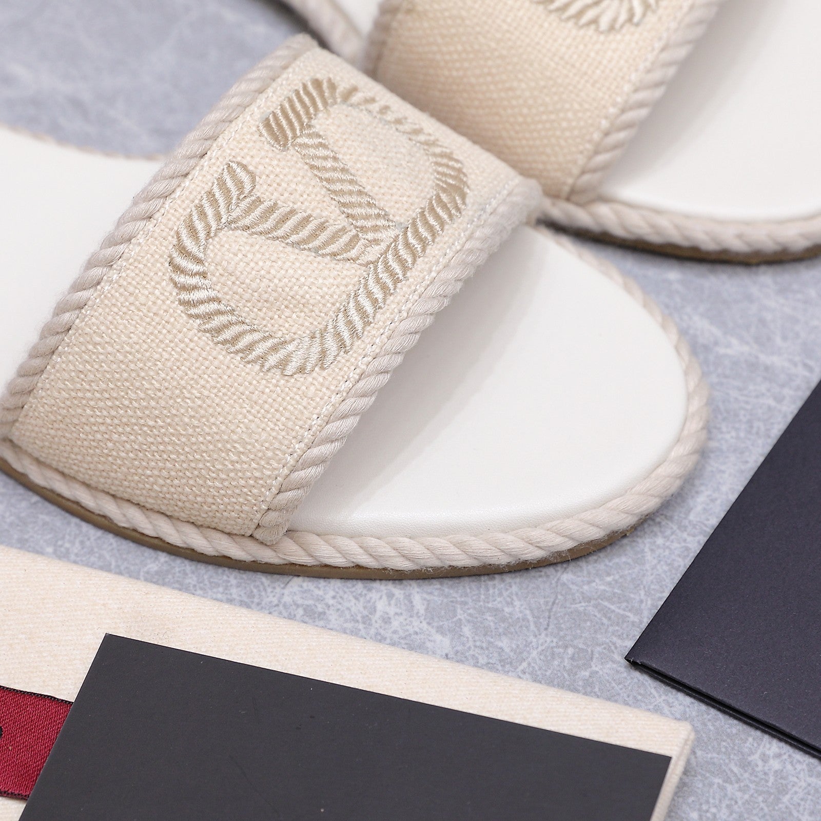 VLogo Torchon Slide Sandal Cream Leather Canvas 941251