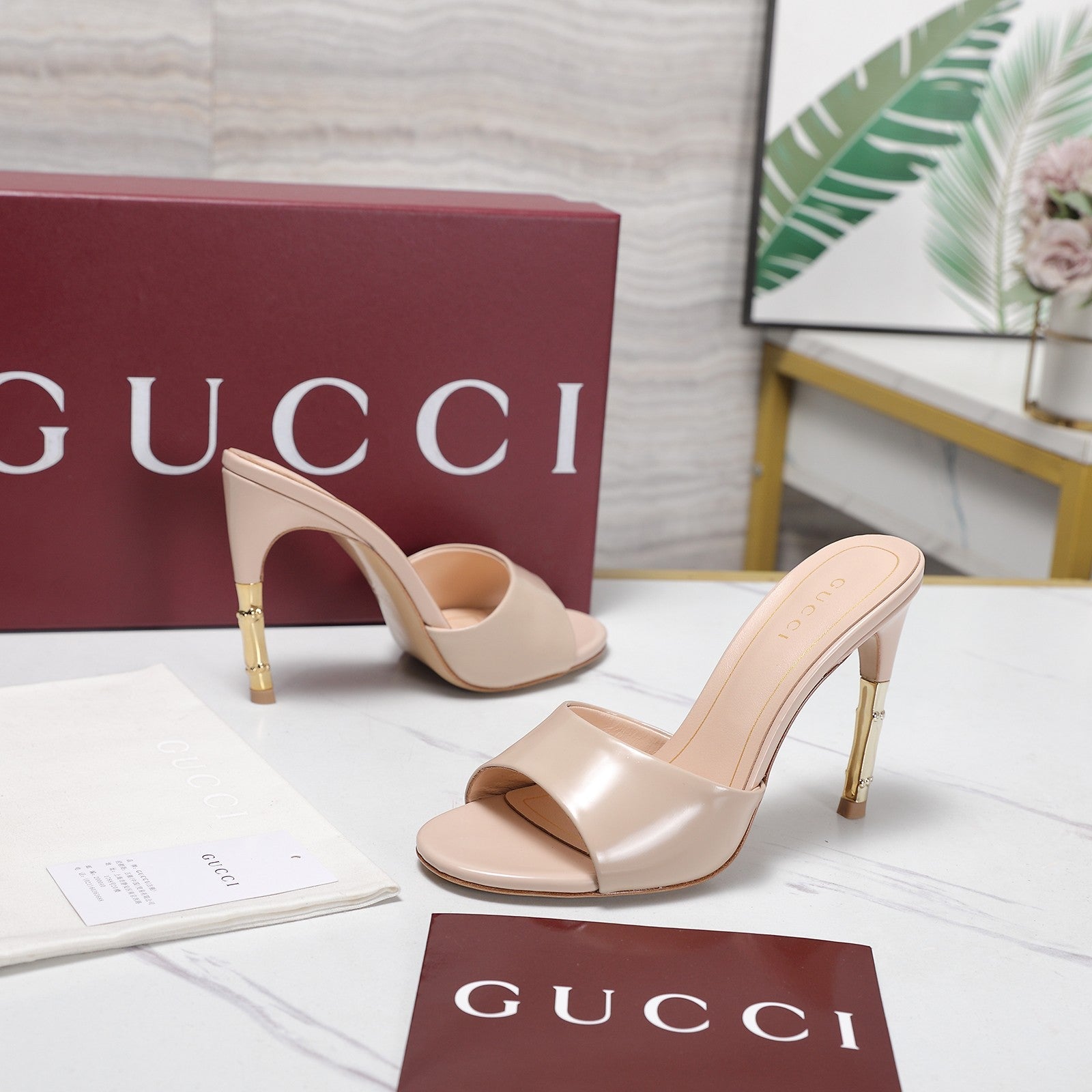 GG 26s Slide 5.5 With Bamboo Motif Light Pink Lambskin 961213