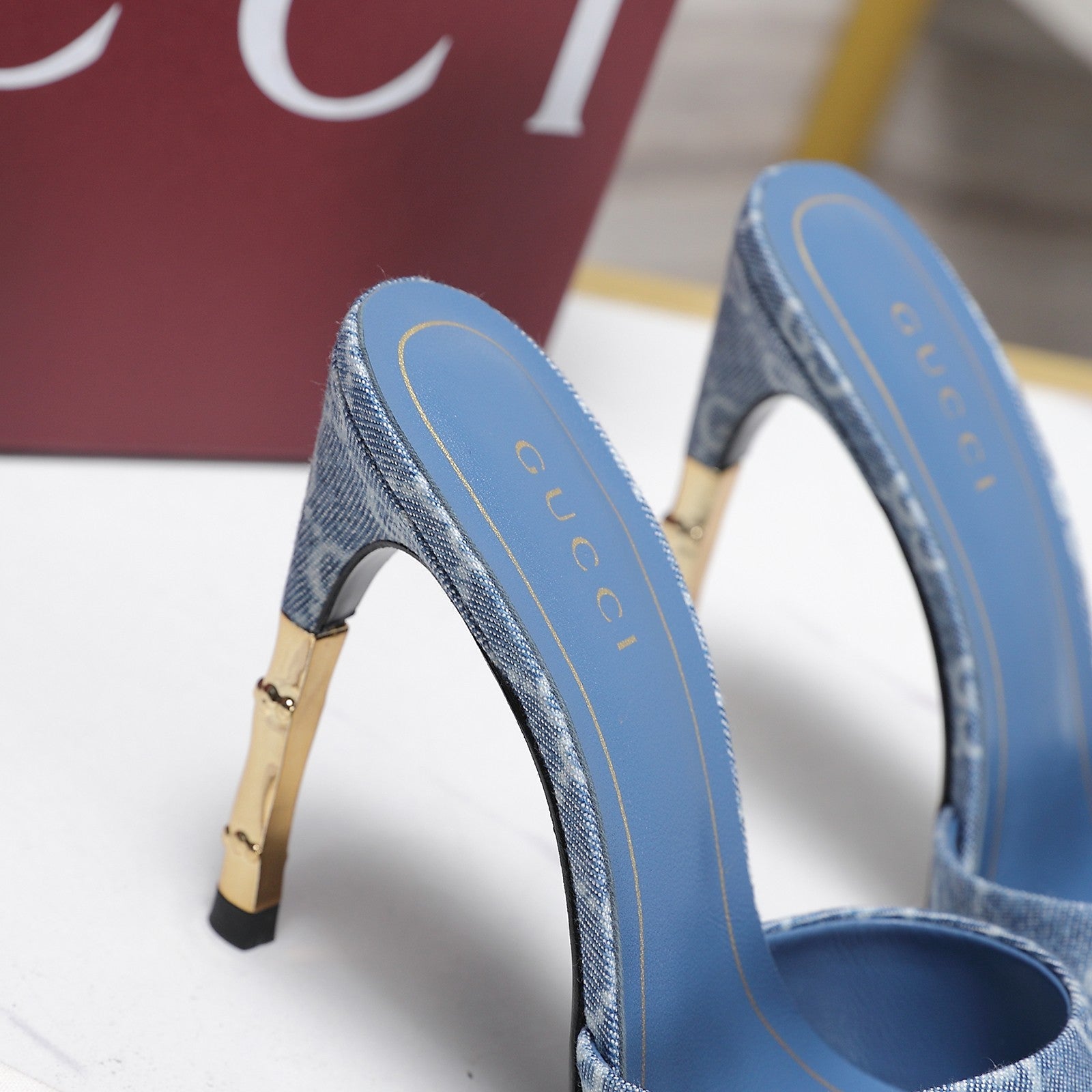 GG 26s Slide 10.5 With Bamboo Motif Blue Canvas 961216