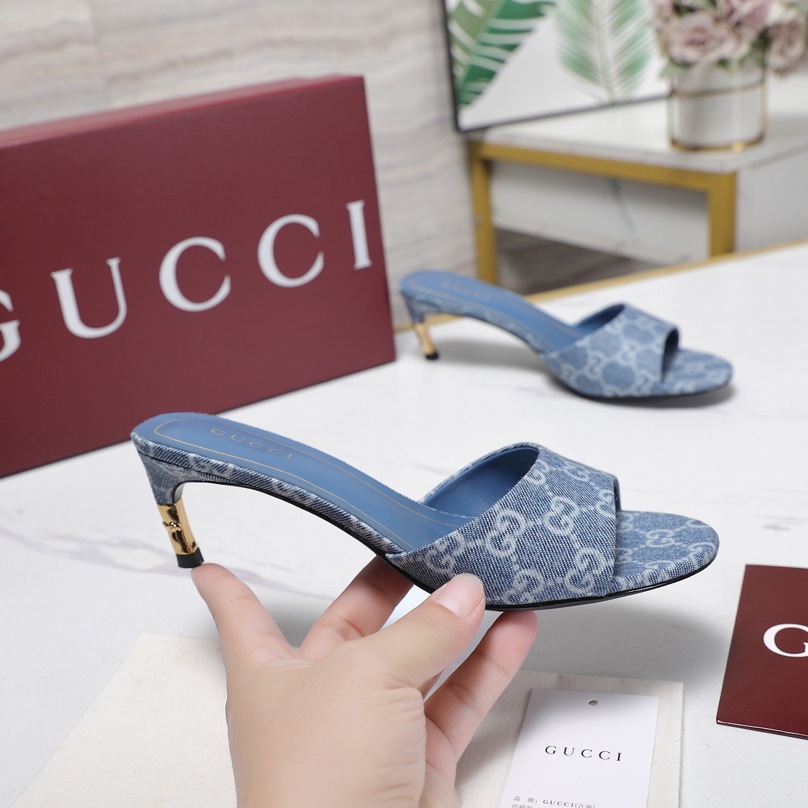 GG 26s Slide 5.5 With Bamboo Motif Blue Canvas 961224