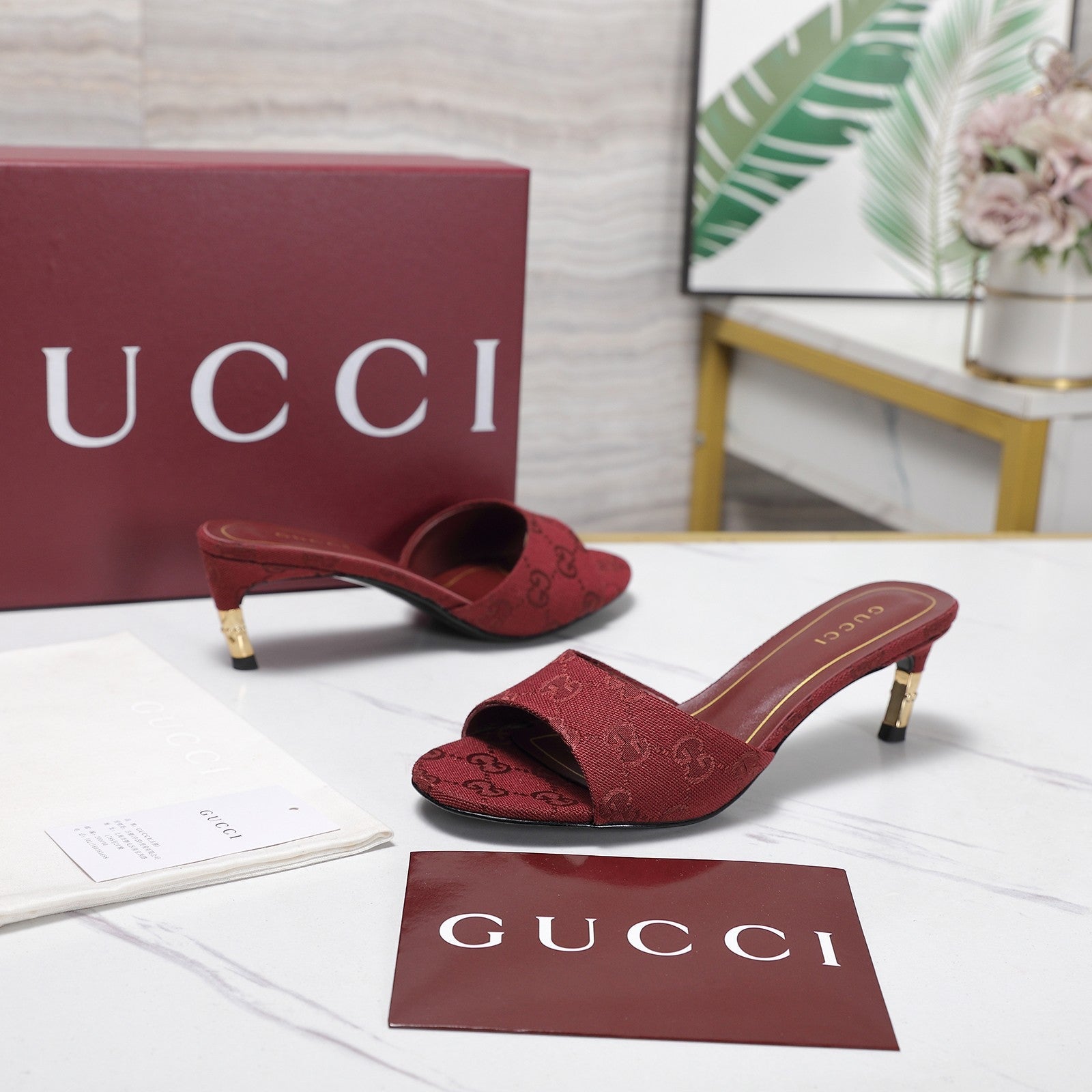 GG 26s Slide 5.5 With Bamboo Motif Red Canvas 961225