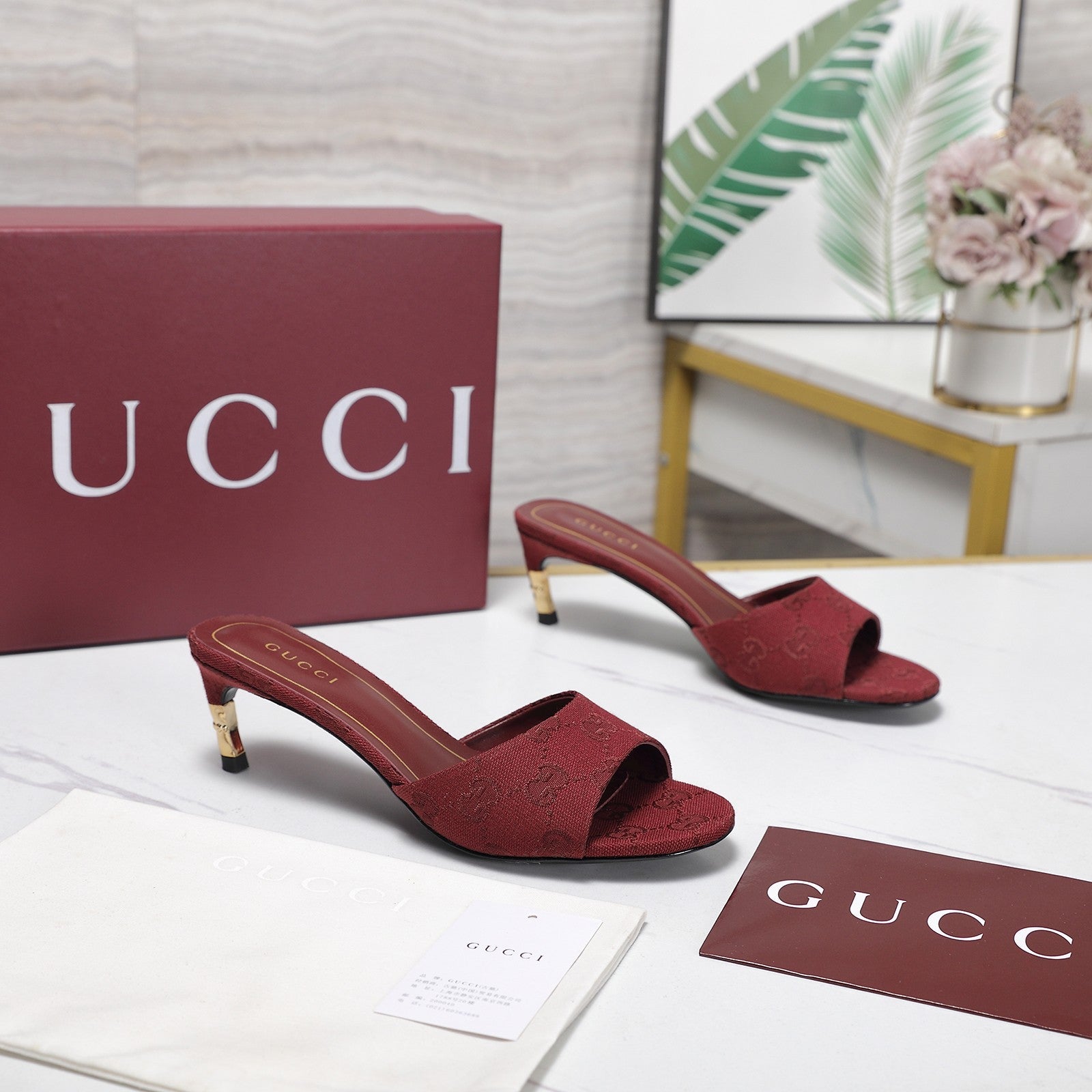 GG 26s Slide 5.5 With Bamboo Motif Red Canvas 961225
