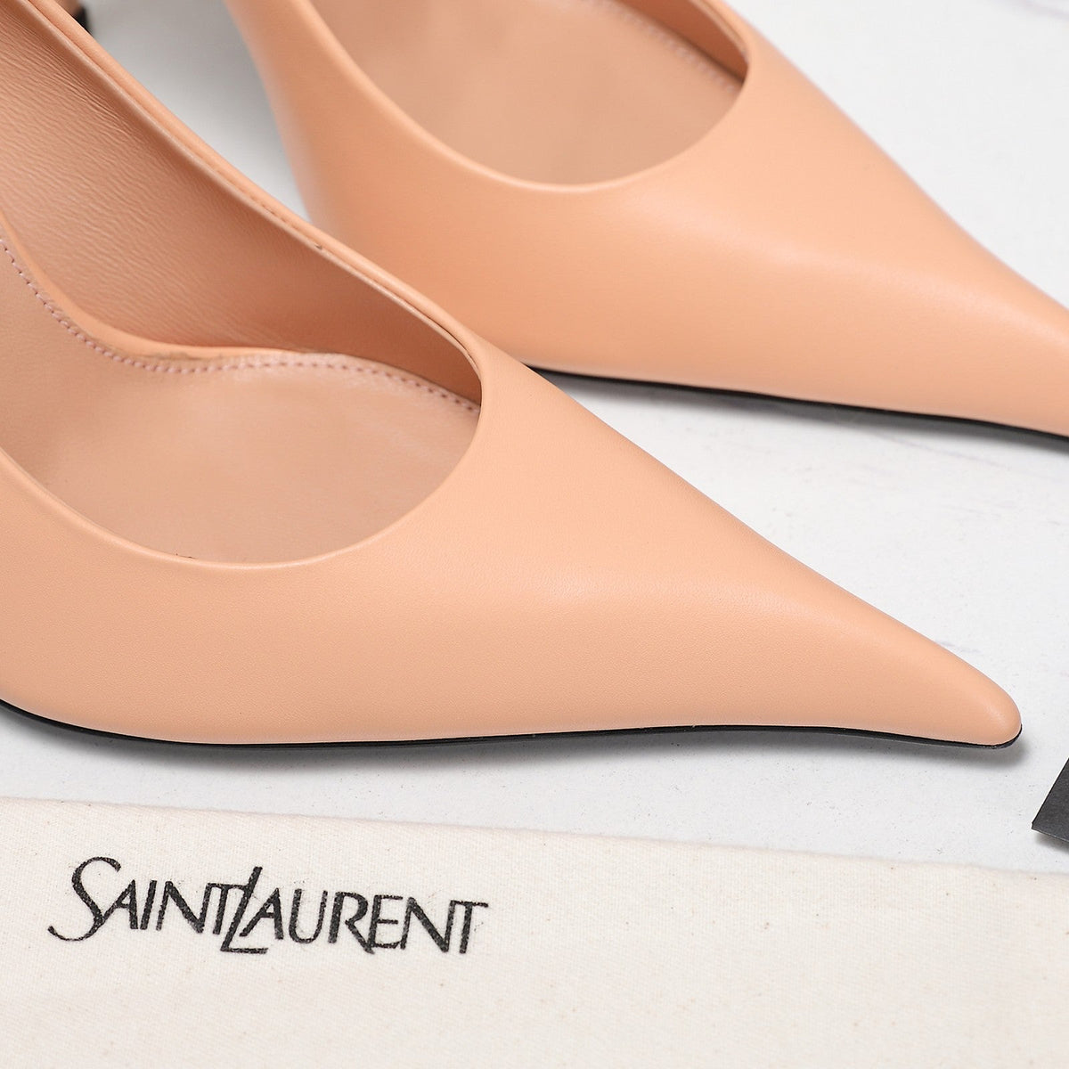 YSL 26s Zoe Pumps Nude Nude Leather 125851