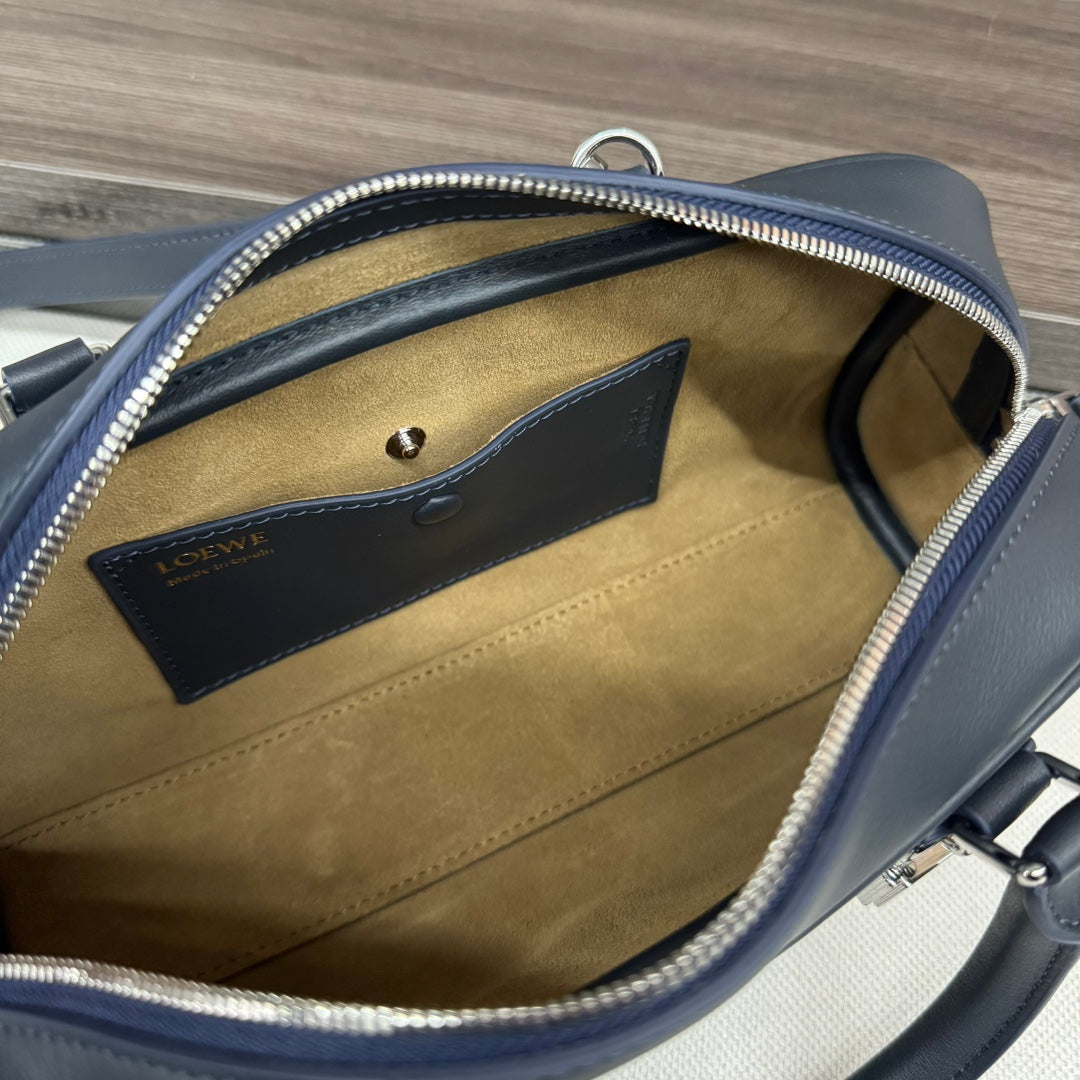 Loewe Amazona 23 Cropped Bag Black - Gray Shiny Calfskin