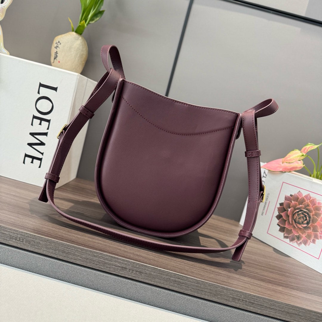 Loewe Hammock Slice Bag Reddish-Brown Shiny Calfskin