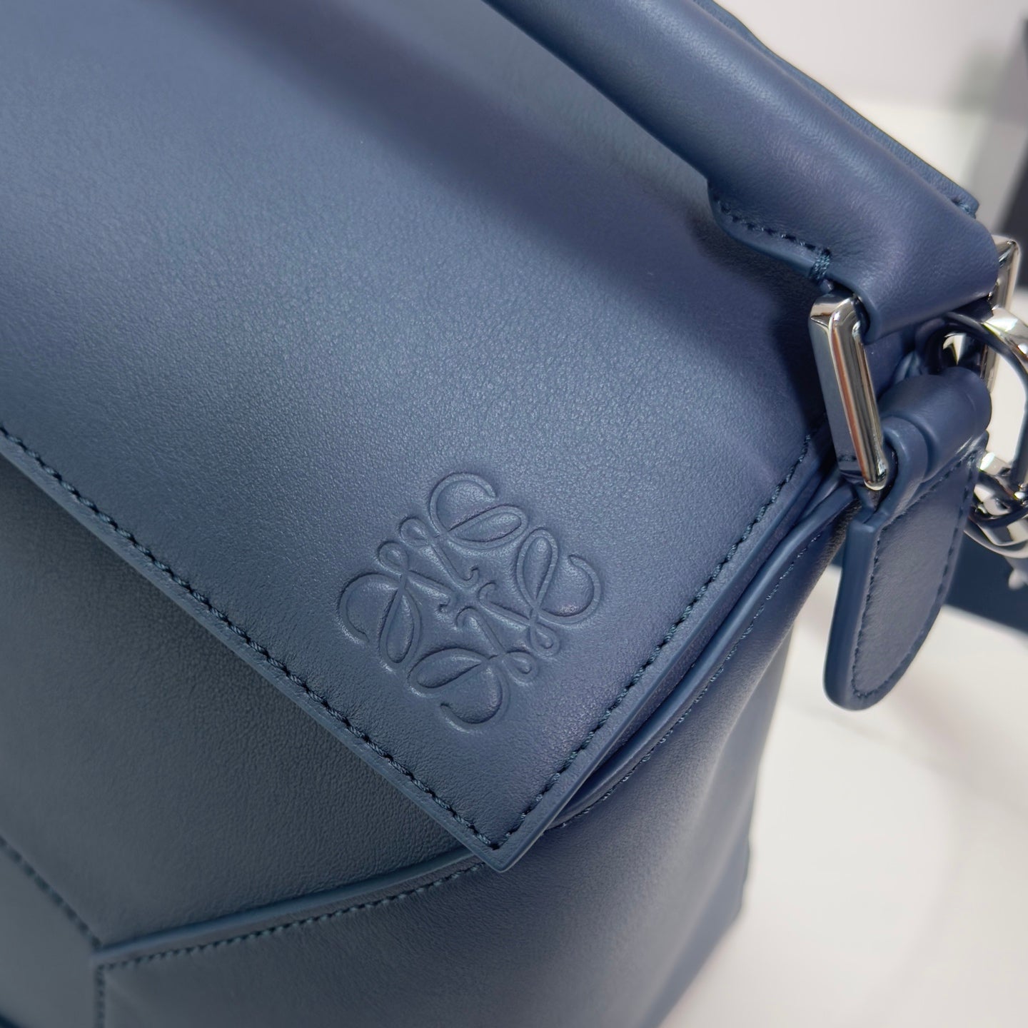 Loew Puzzle Edge Large Bag 33cm Indigo Dye Calfskin
