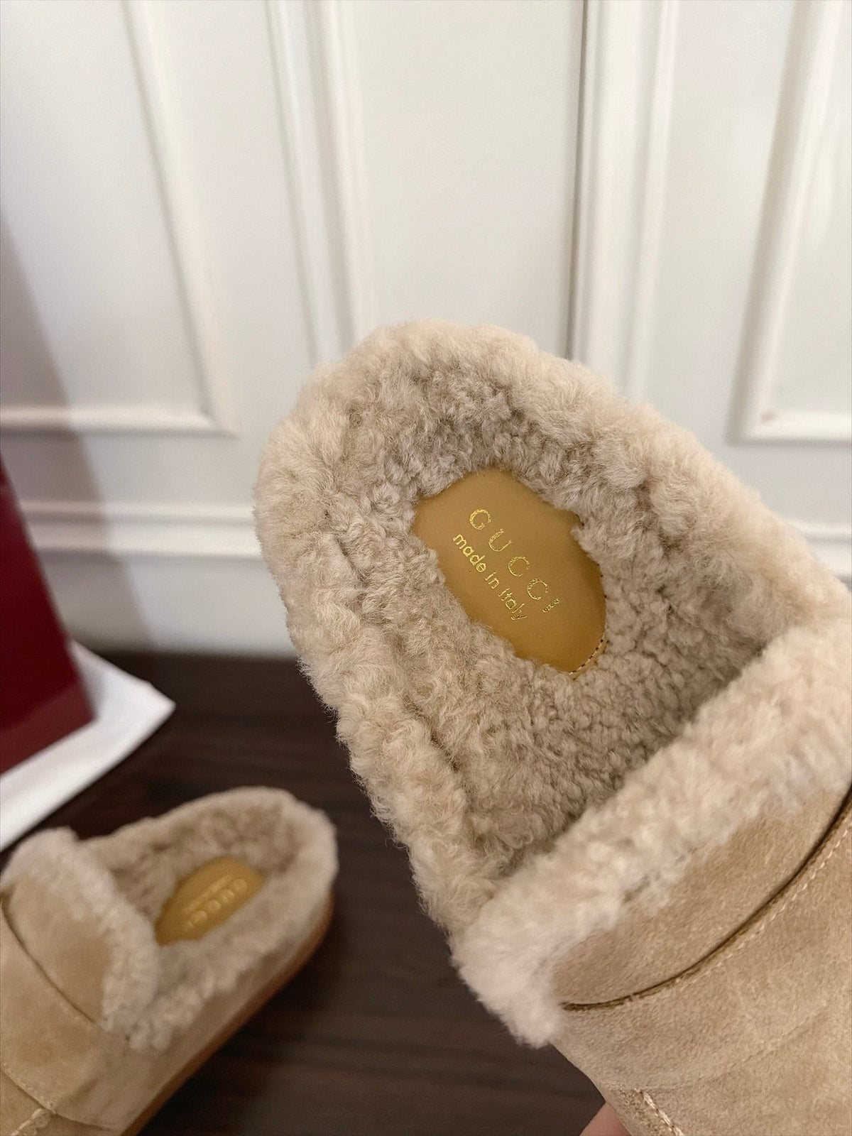 GG 26s Shearling Slippers Light Beige Suede 154149