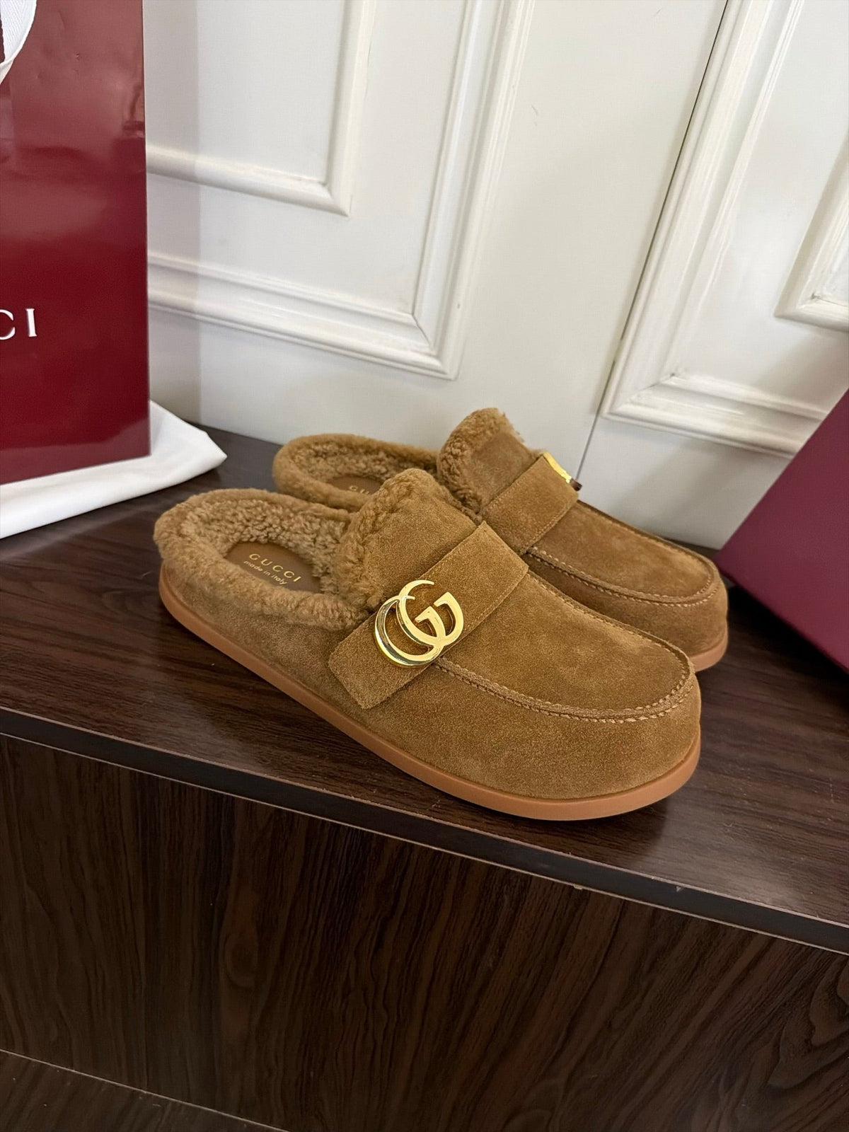 GG 26s Shearling Slippers Beige Suede 154150