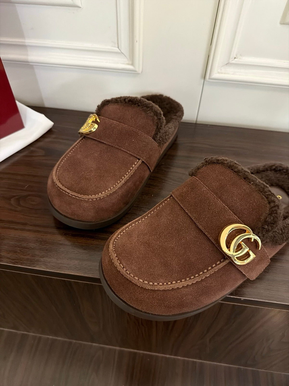 GG 26s Shearling Slippers Brown Suede 154151