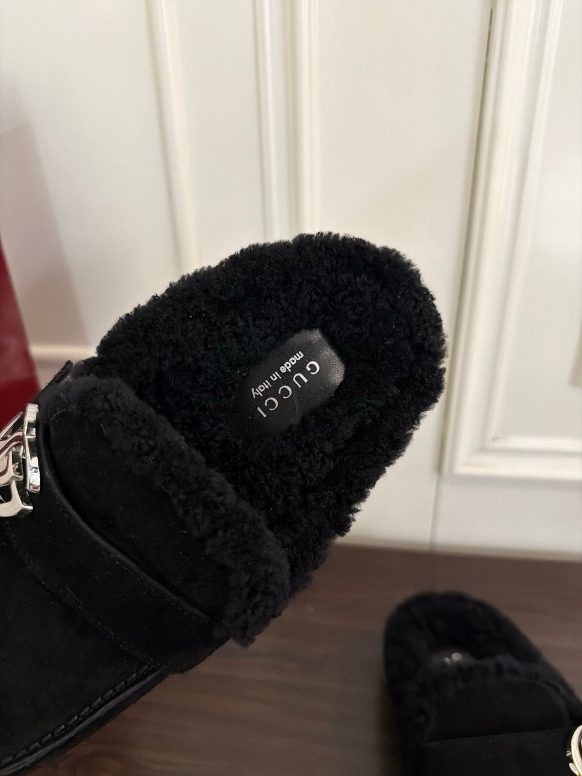 GG 26s Shearling Slippers Black Suede 154152