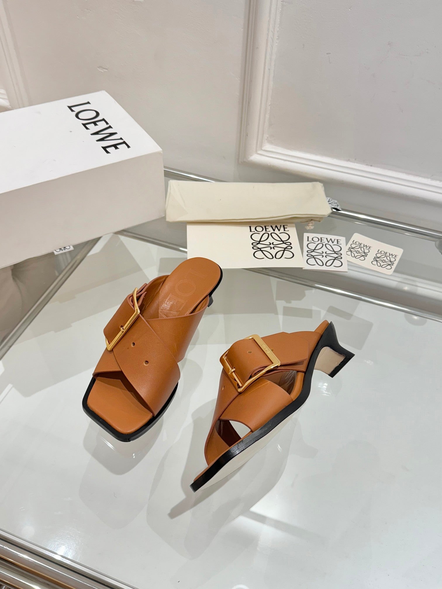 Loewe Petal Buckle Sandals Tan Brown Leather 881323