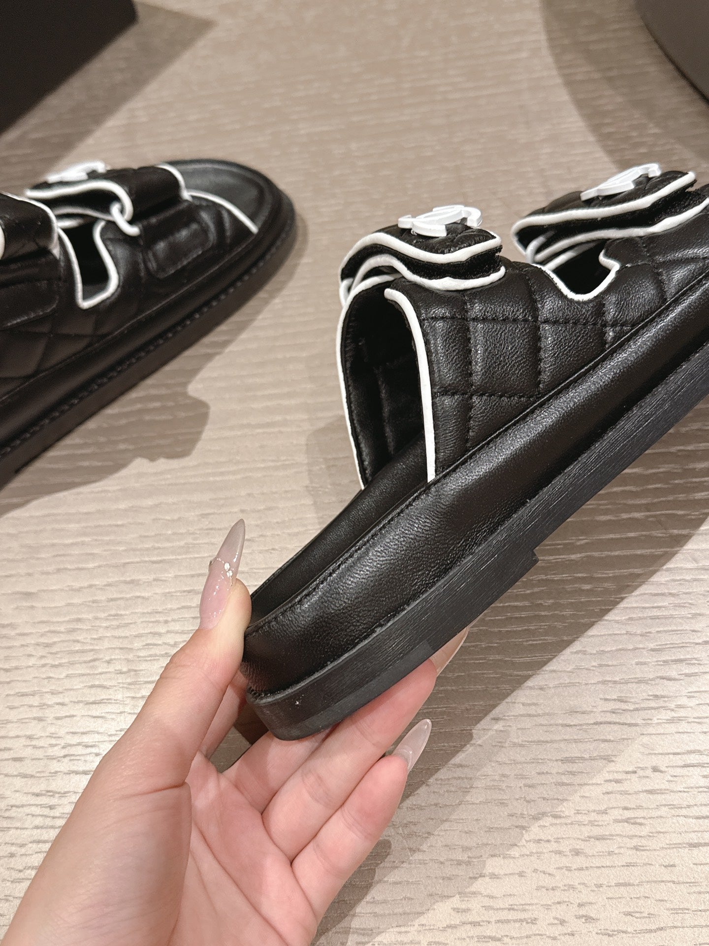 CC 26s Dad Sandal Mule Black White Lambskin 762927