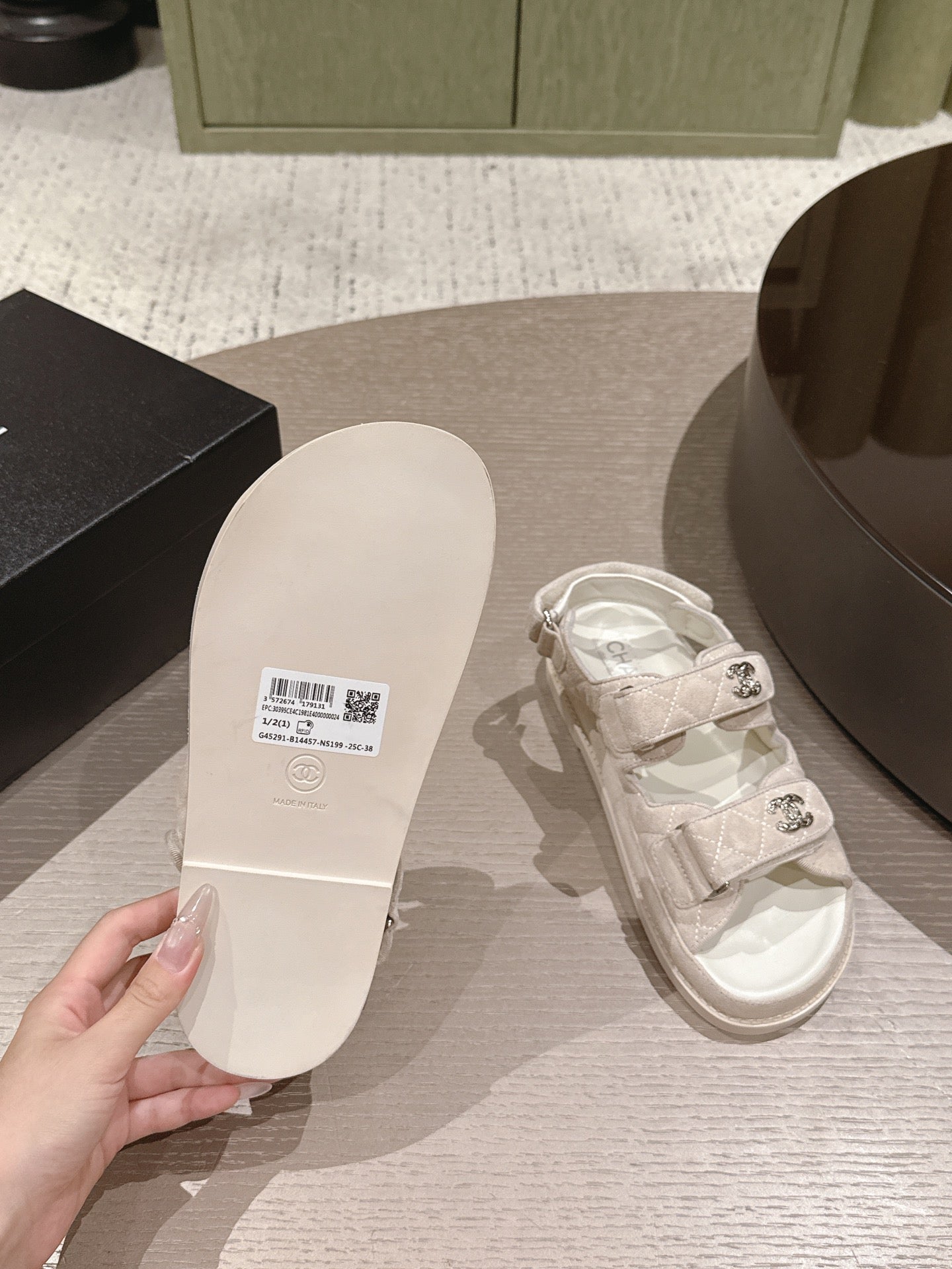 CC 26s Dad Sandal Beige Cream Suede 762931