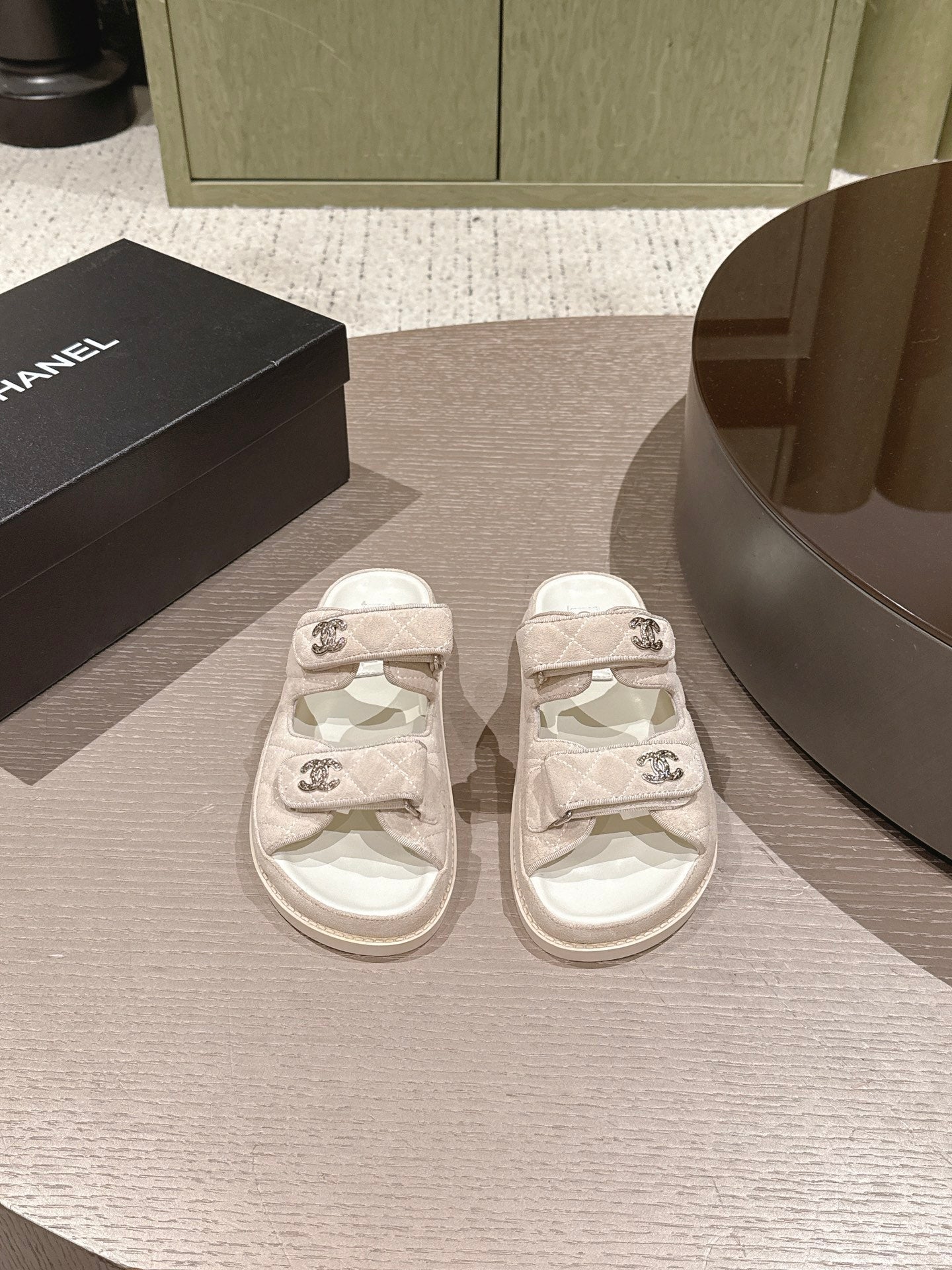 CC 26s Dad Sandal Mule Beige Cream Suede 762937