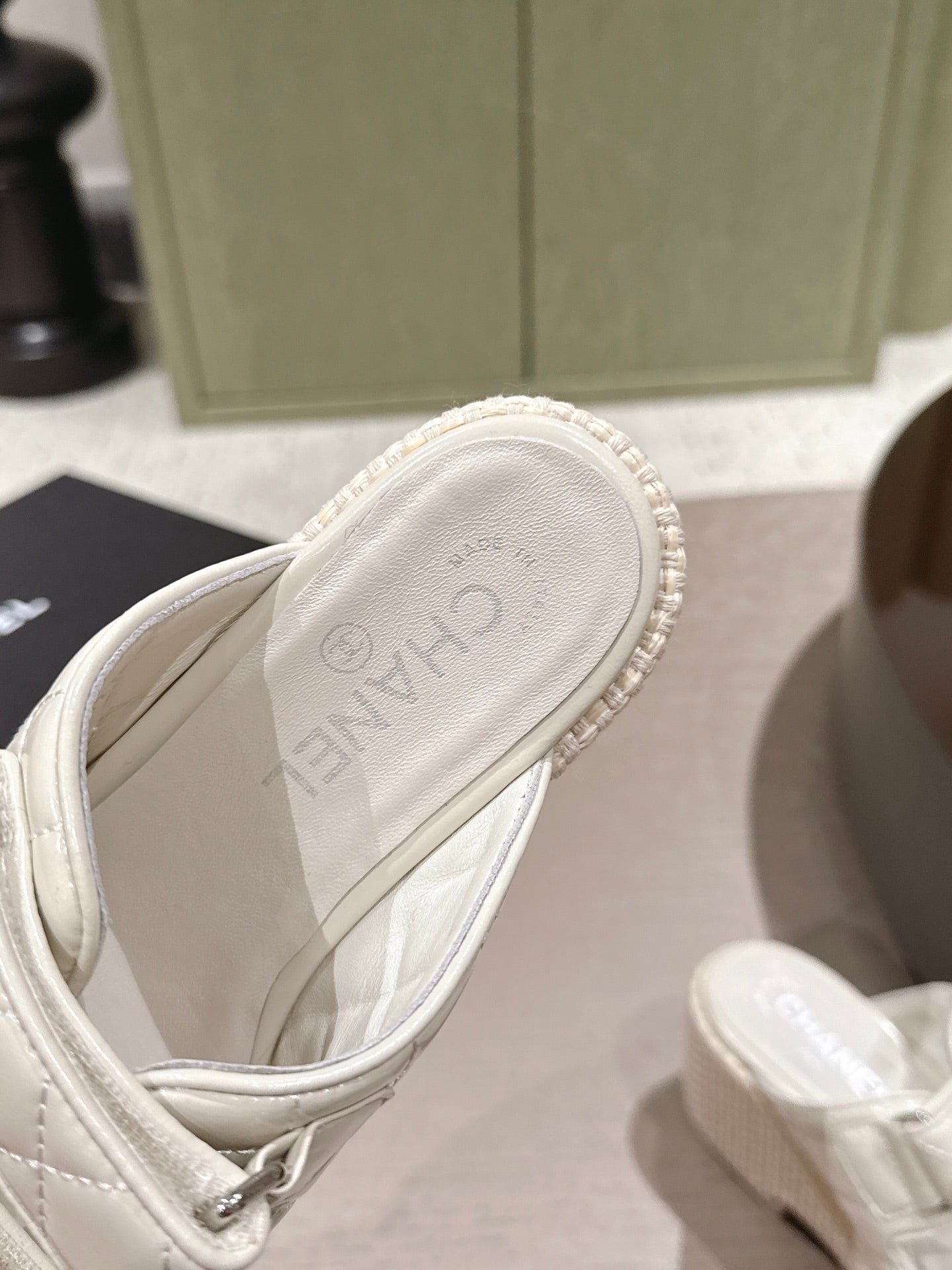 CC 26s Dad Platform Sandal Mule White Sheepskin 762876