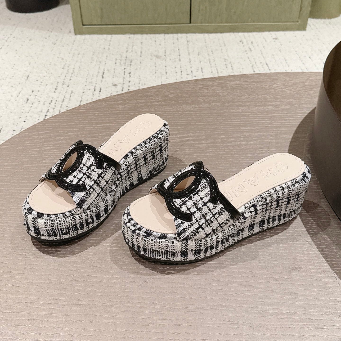 CC 26s Platform Mules Black White Lambskin Fabric 916993